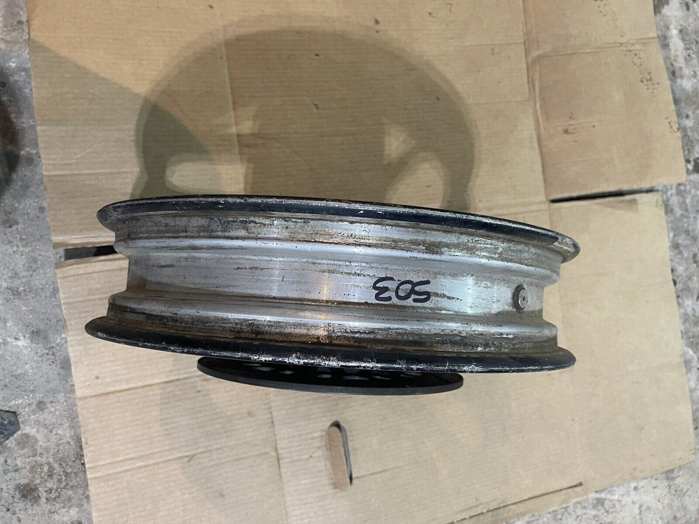 84 KAWASAKI ZX600 REAR WHEEL RIM