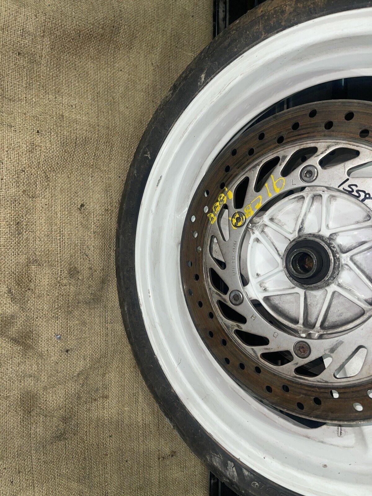 1990 1991 Honda Cbr1000f White Front Wheel Rim