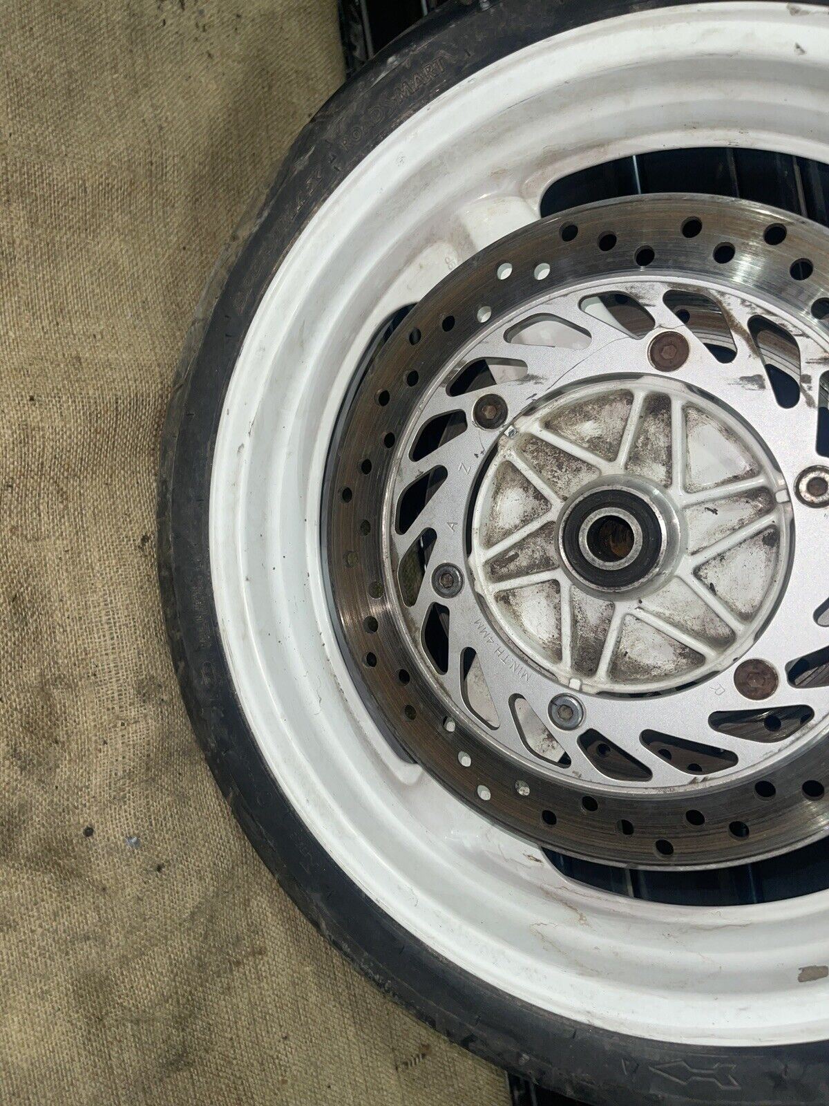 1990 1991 Honda Cbr1000f White Front Wheel Rim