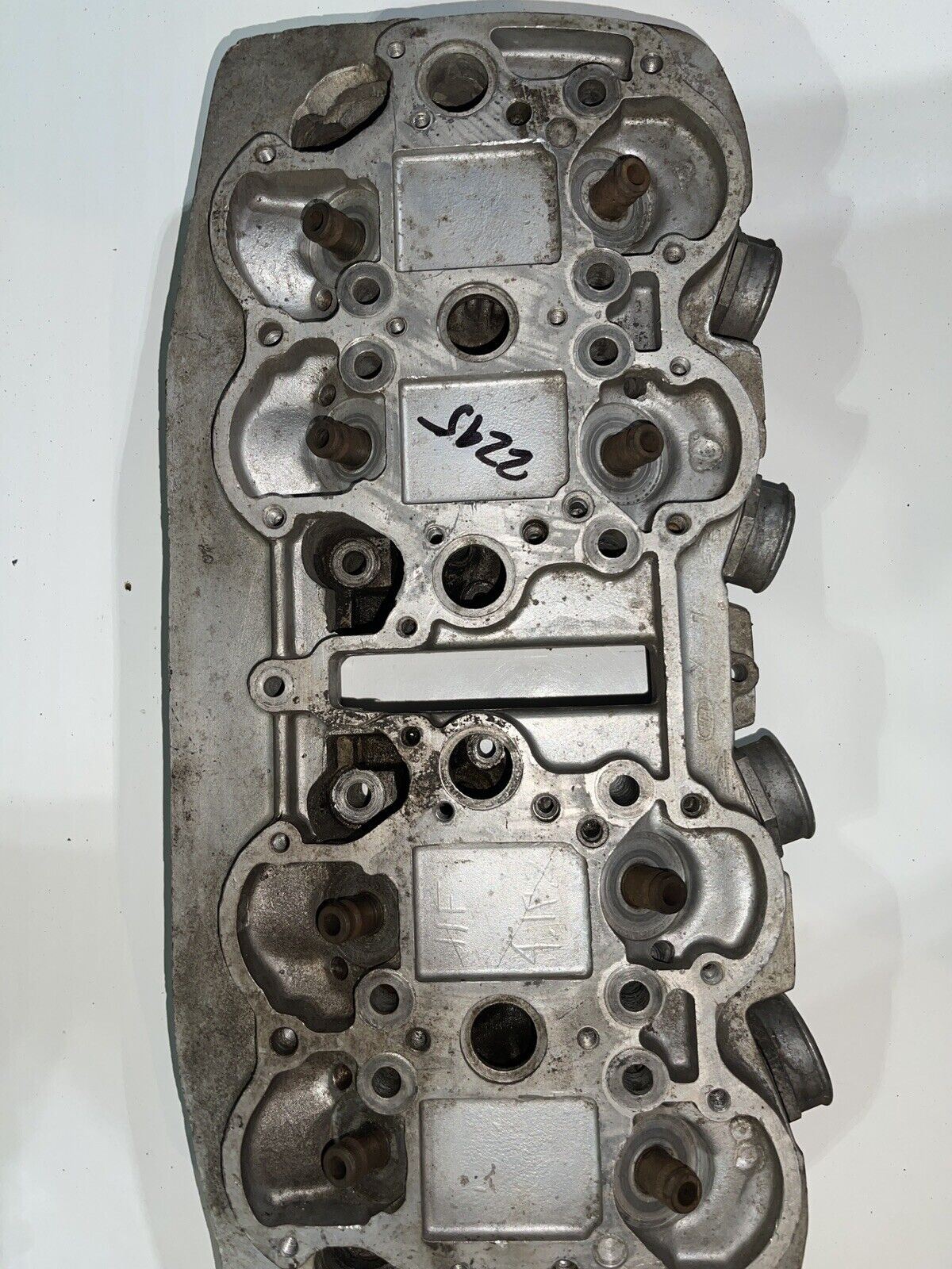 1974 Honda CB750  ENGINE TOP END CYLINDER HEAD