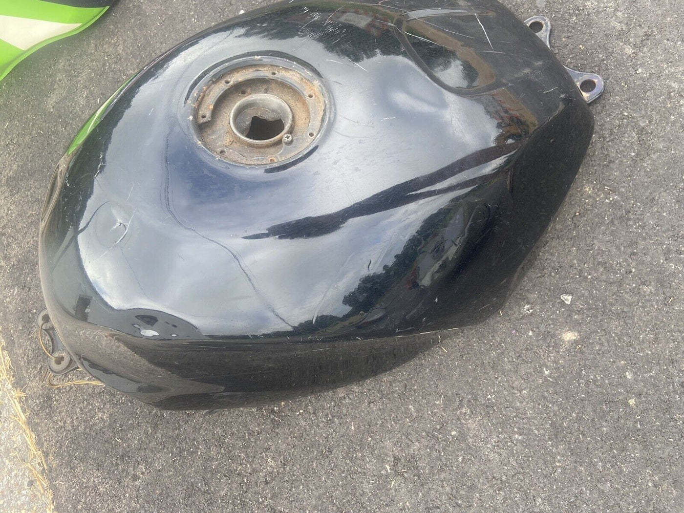 93-95 KAWASAKI NINJA ZX7 GAS TANK FUEL CELL PETROL RESERVOIR