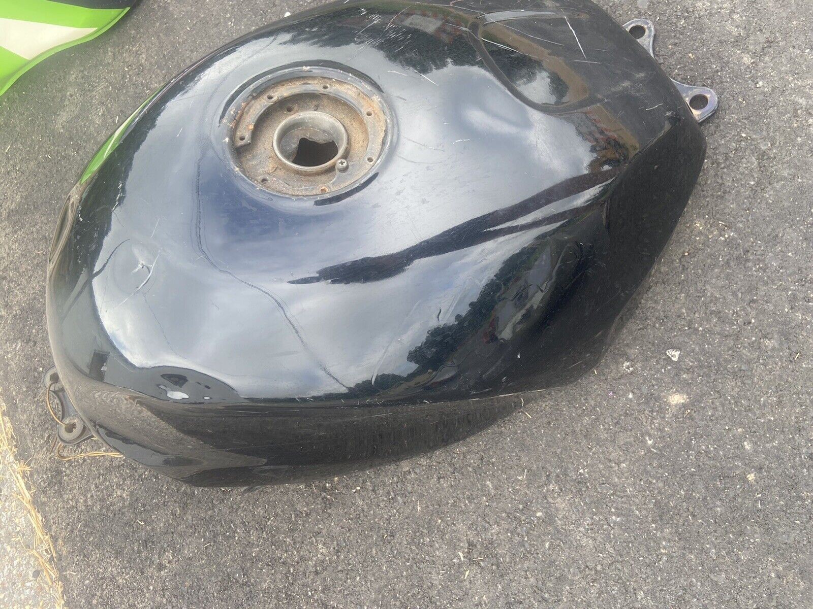 93-95 KAWASAKI NINJA ZX7 GAS TANK FUEL CELL PETROL RESERVOIR