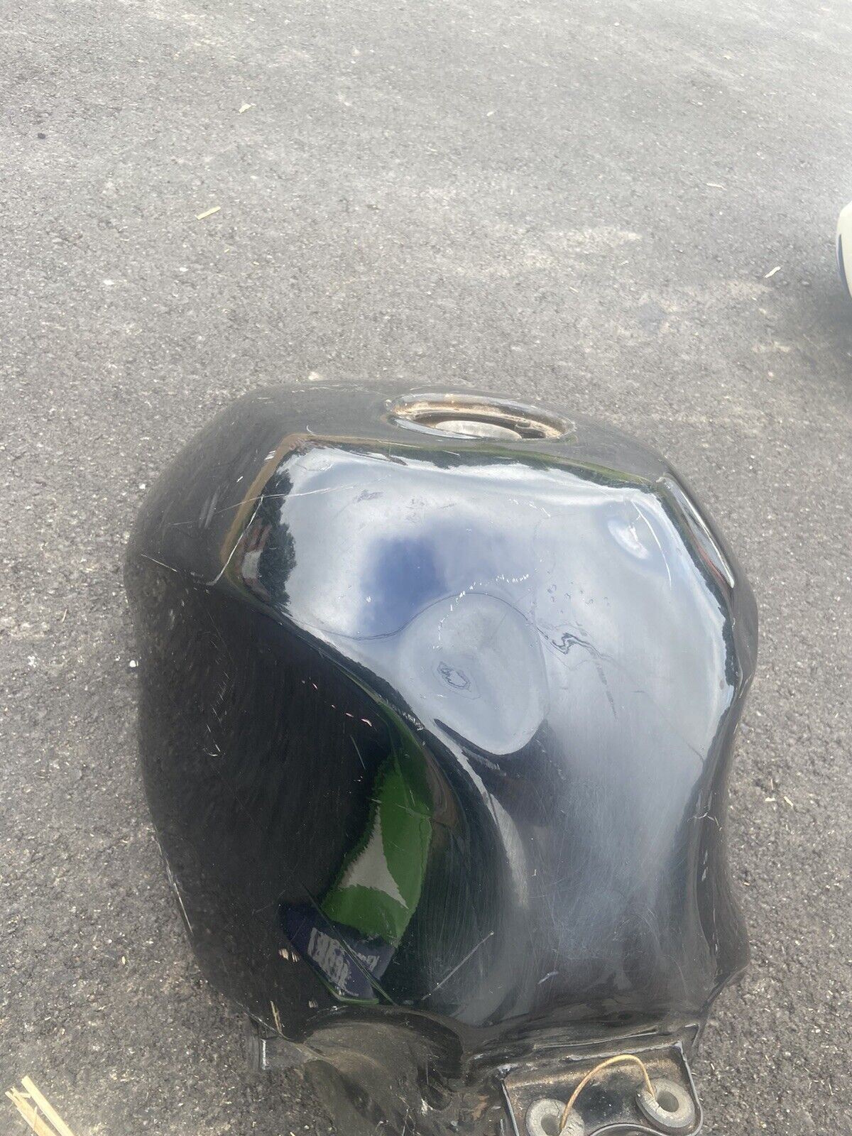 93-95 KAWASAKI NINJA ZX7 GAS TANK FUEL CELL PETROL RESERVOIR