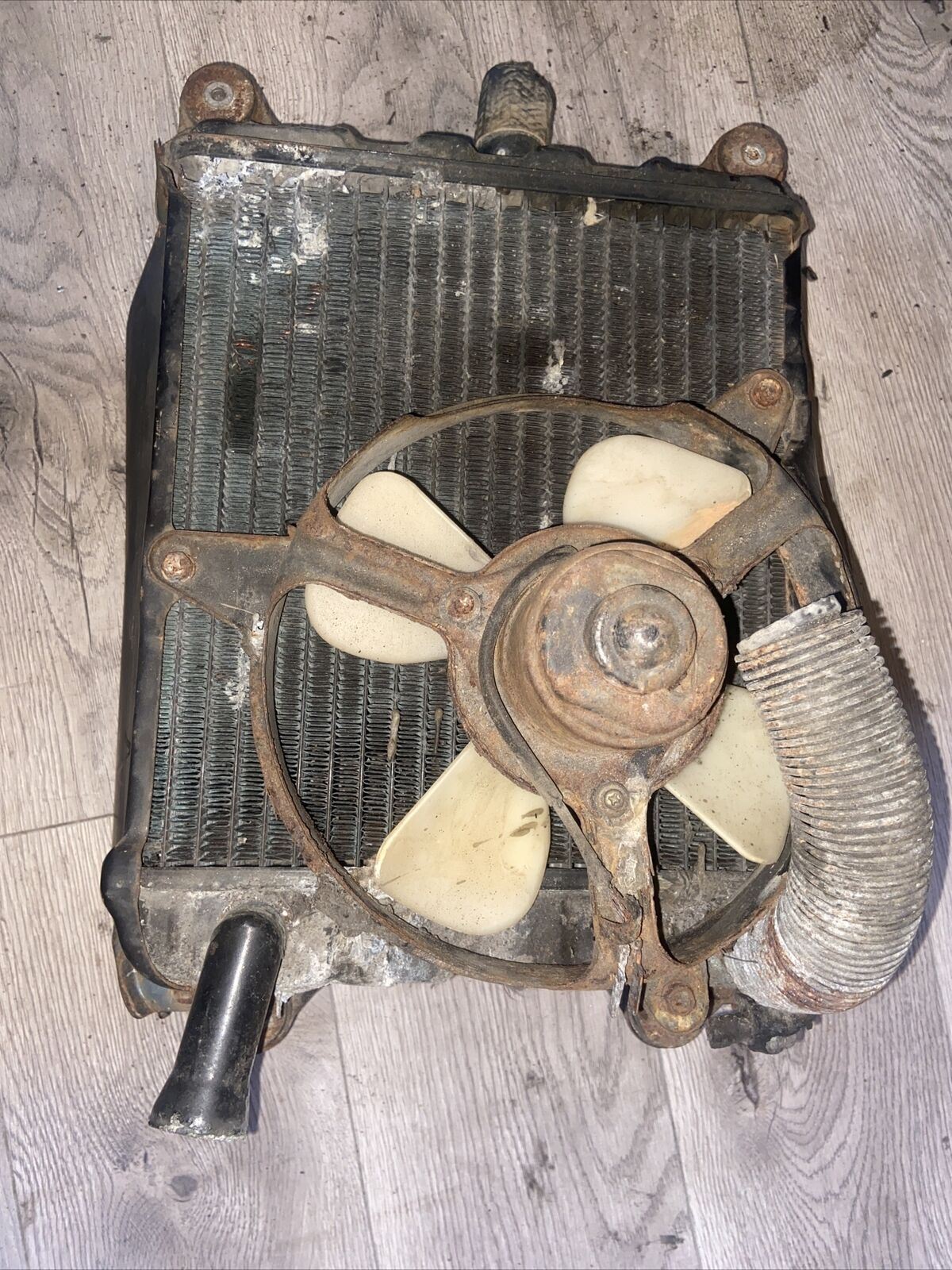 1977 Honda Goldwing GL1000 radiator with cap