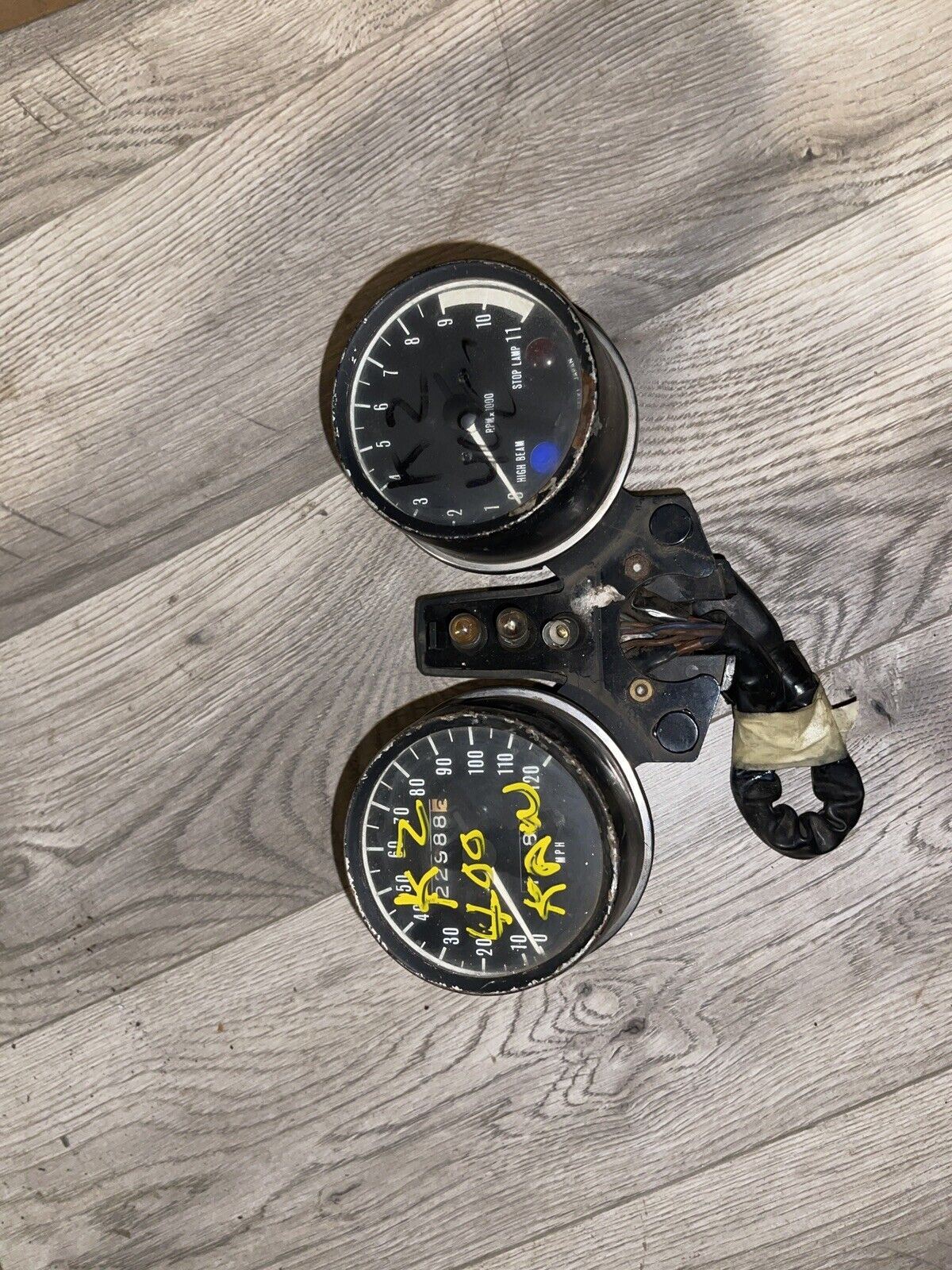 KAWASAKI KZ400 SPEEDOMETER TACH GAUGE