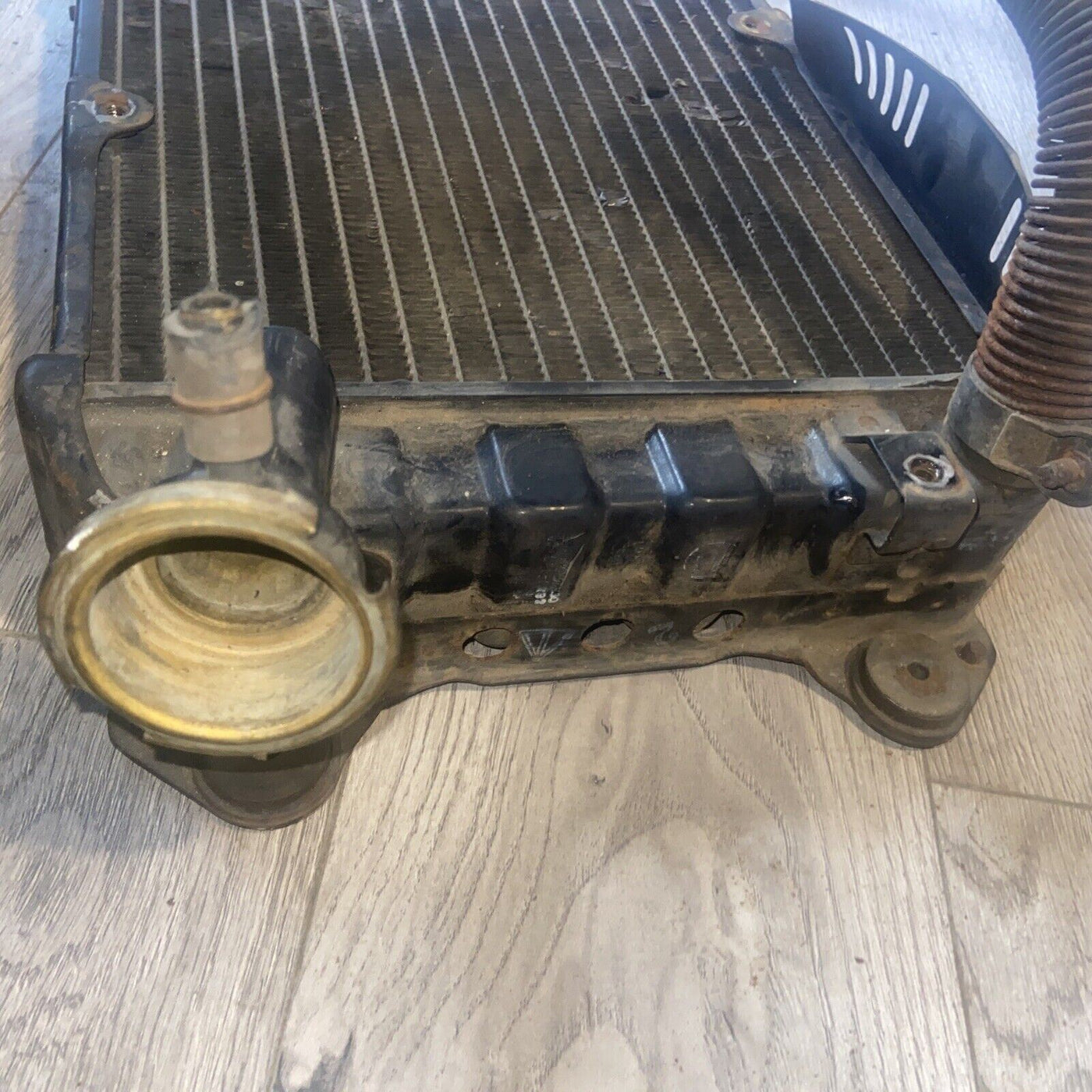 1976 GL1000 RADIATOR ASSEMBLY  HONDA GOLD WING GL 1000 1976