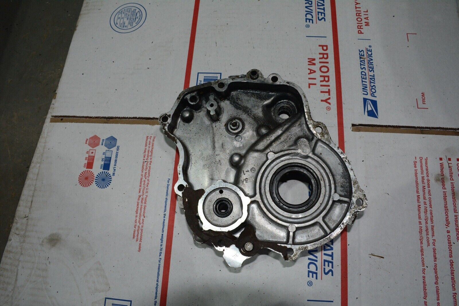 1994 Kawasaki Ninja ZX7 ZX750L TRANSMISSION COVER