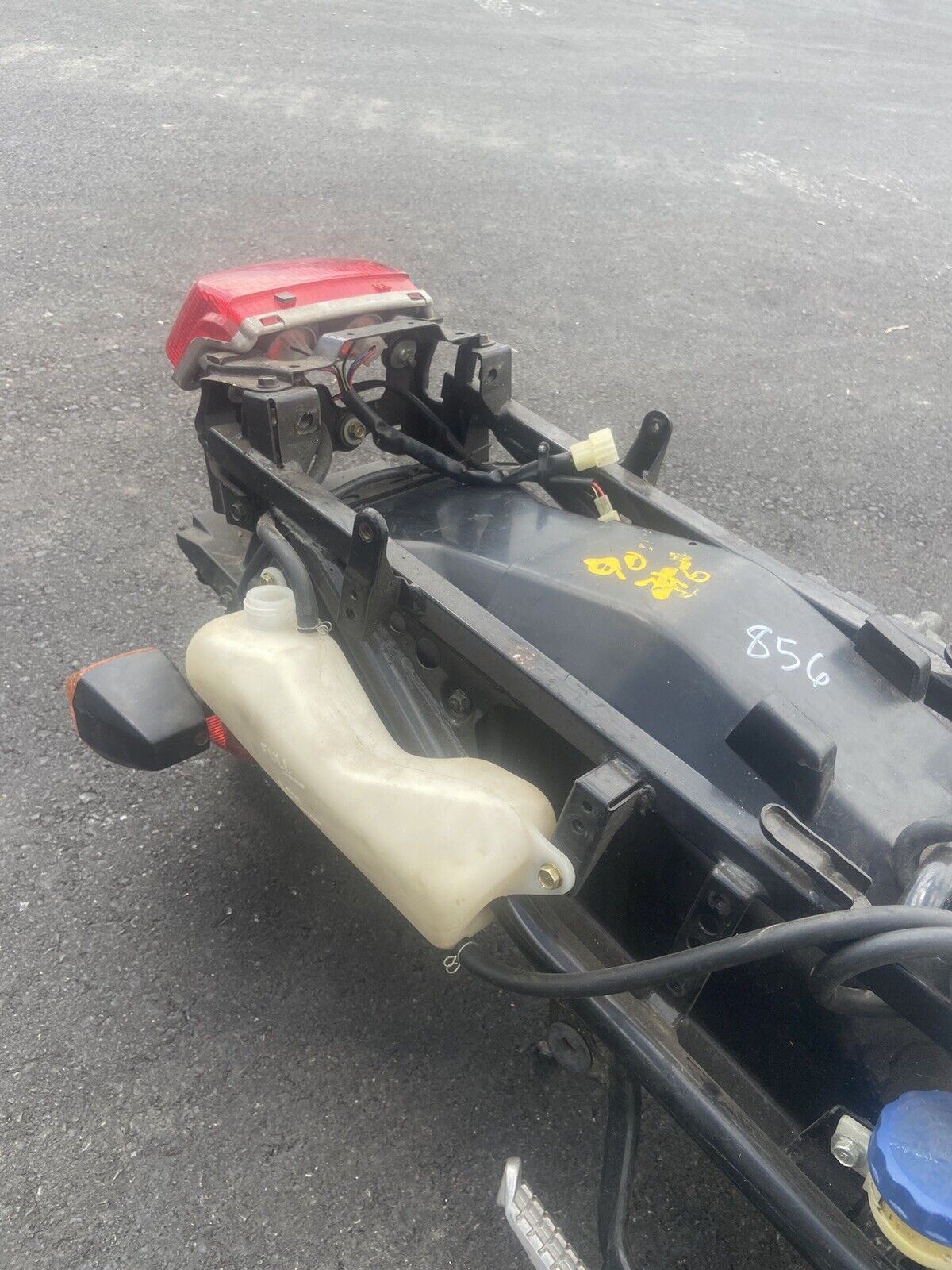 1990 KAWASAKI ZX6 REAR BACK SUBFRAME With BATTERY TRAY, Tail Light