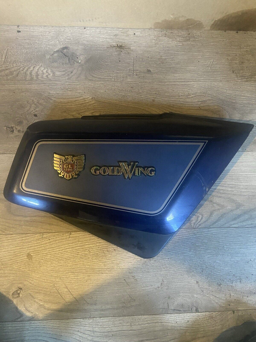 84-87 HONDA GOLDWING 1200 GL1200A RIGHT SIDE COVER PANEL COWL FAIRING