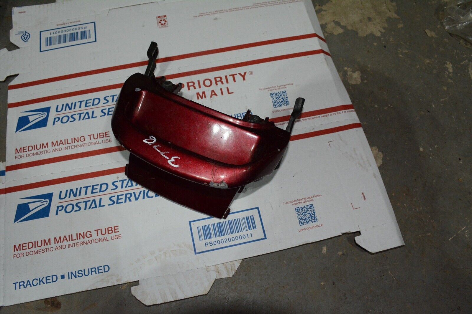 1993 93-98 Kawasaki ZX11 ZX1100D Ninja Rear Passenger Grab Handle Tail OEM