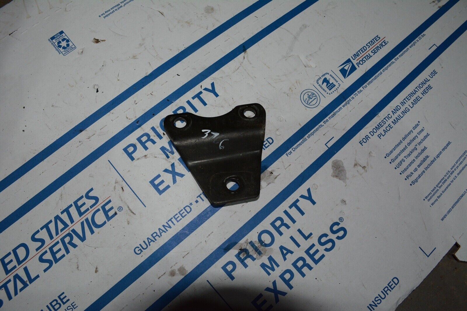 94 suzuki rf 900 engine mount