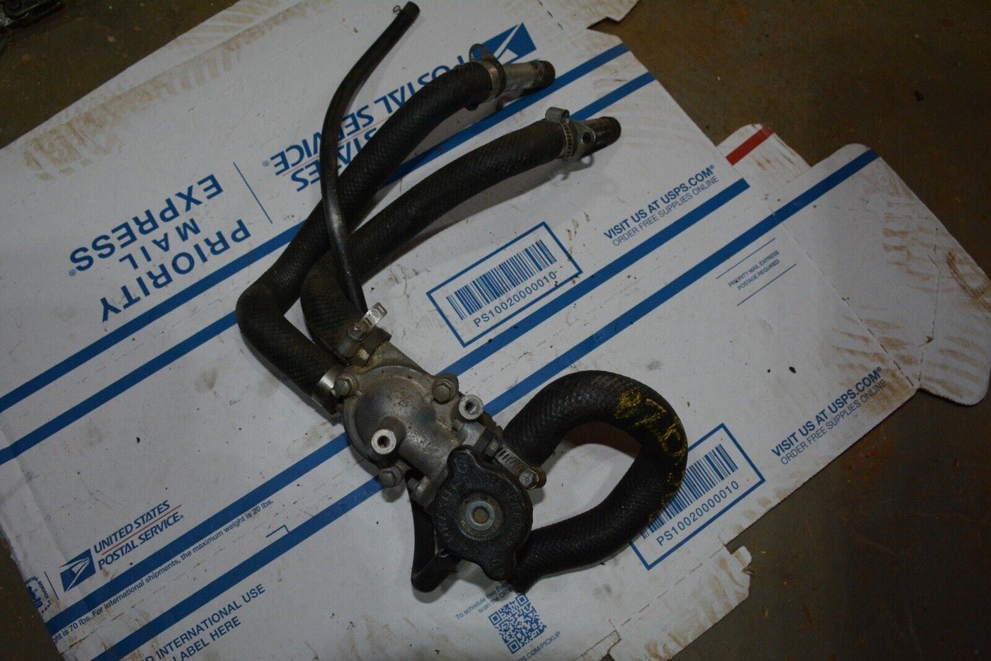 98 KAWASAKI EX500 EX 500 NINJA THERMOSTAT, HOUSING, HOSES