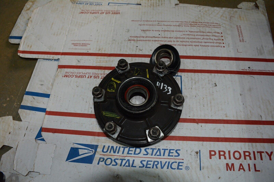 00 01 2000 2001 Yamaha Yzf R1 Rear Wheel Axle Drive Hub Carrier Oem