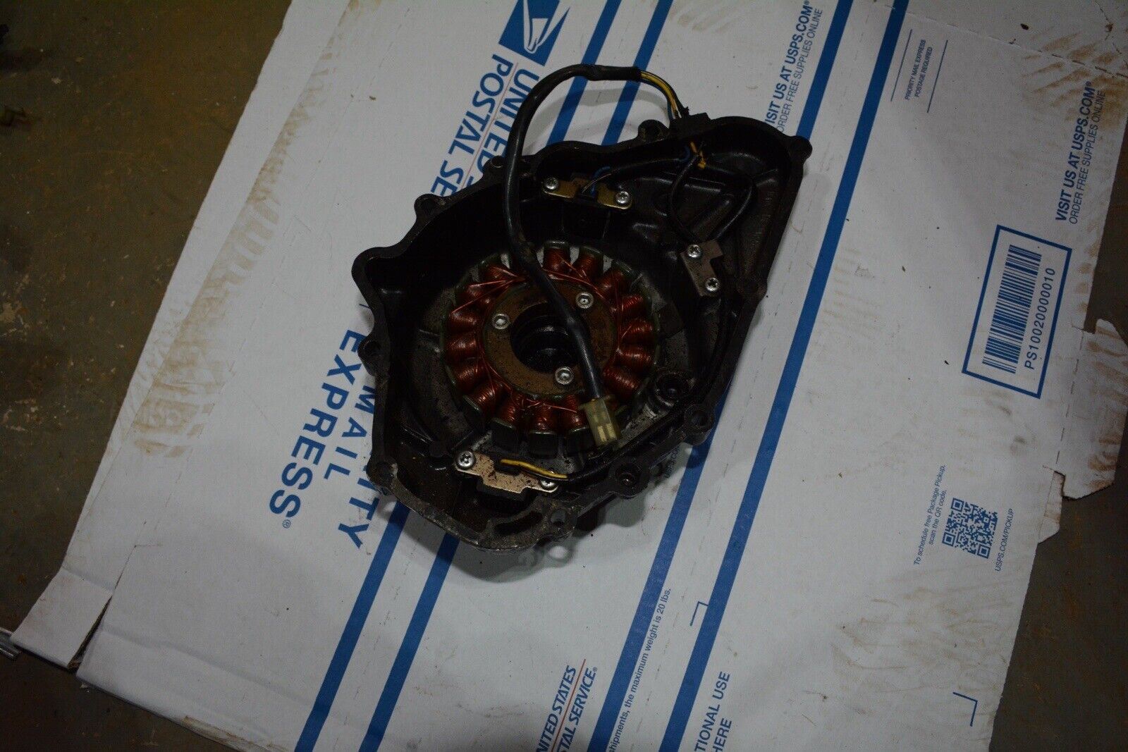 Kawasaki 500 EX NINJA EX500 Used Engine Stator Cover 1988