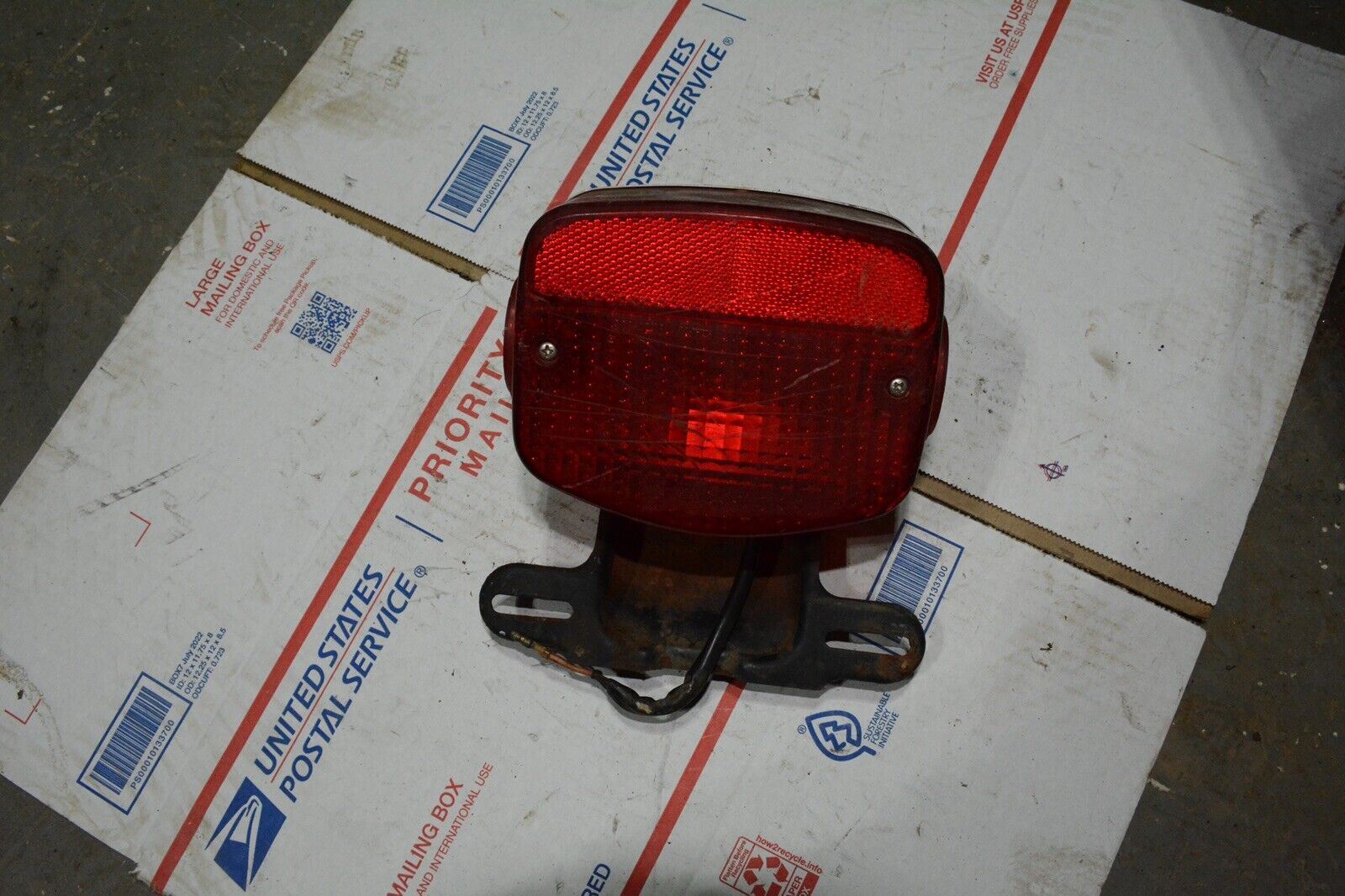 1977 Kawasaki KZ750B REAR BACK TAIL LIGHT MOUNT BRACKET