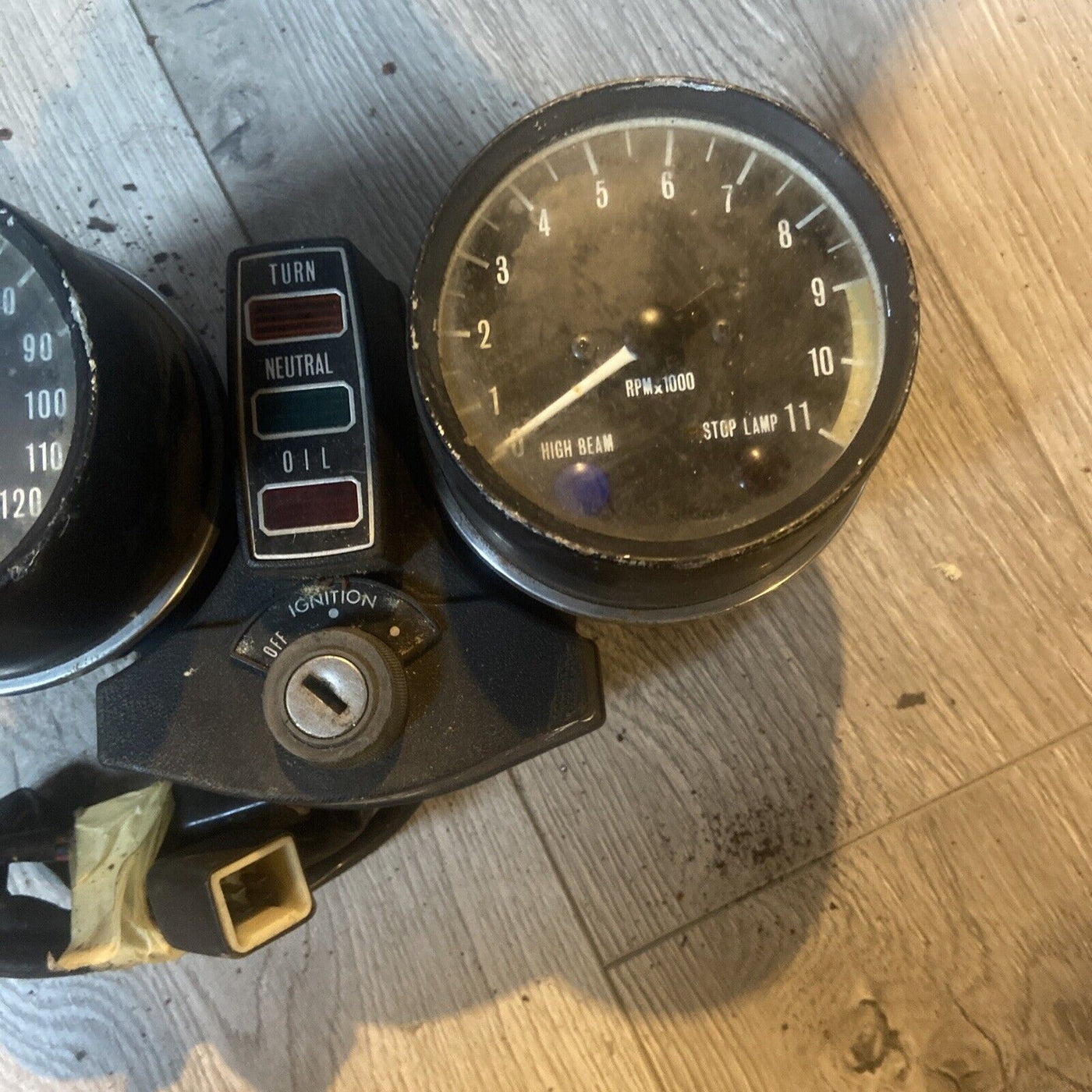 1975 KZ400 GAUGES SPEEDOMETER TACHOMETER GAUGES CLOCK