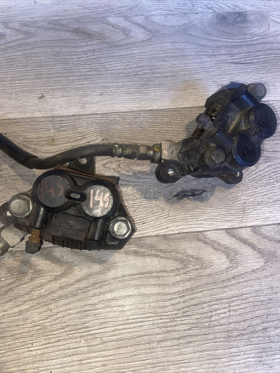 88 kawasaki zx6r ZX600 FRONT BRAKE CALIPER SET MASTER CYLINDER LOADED