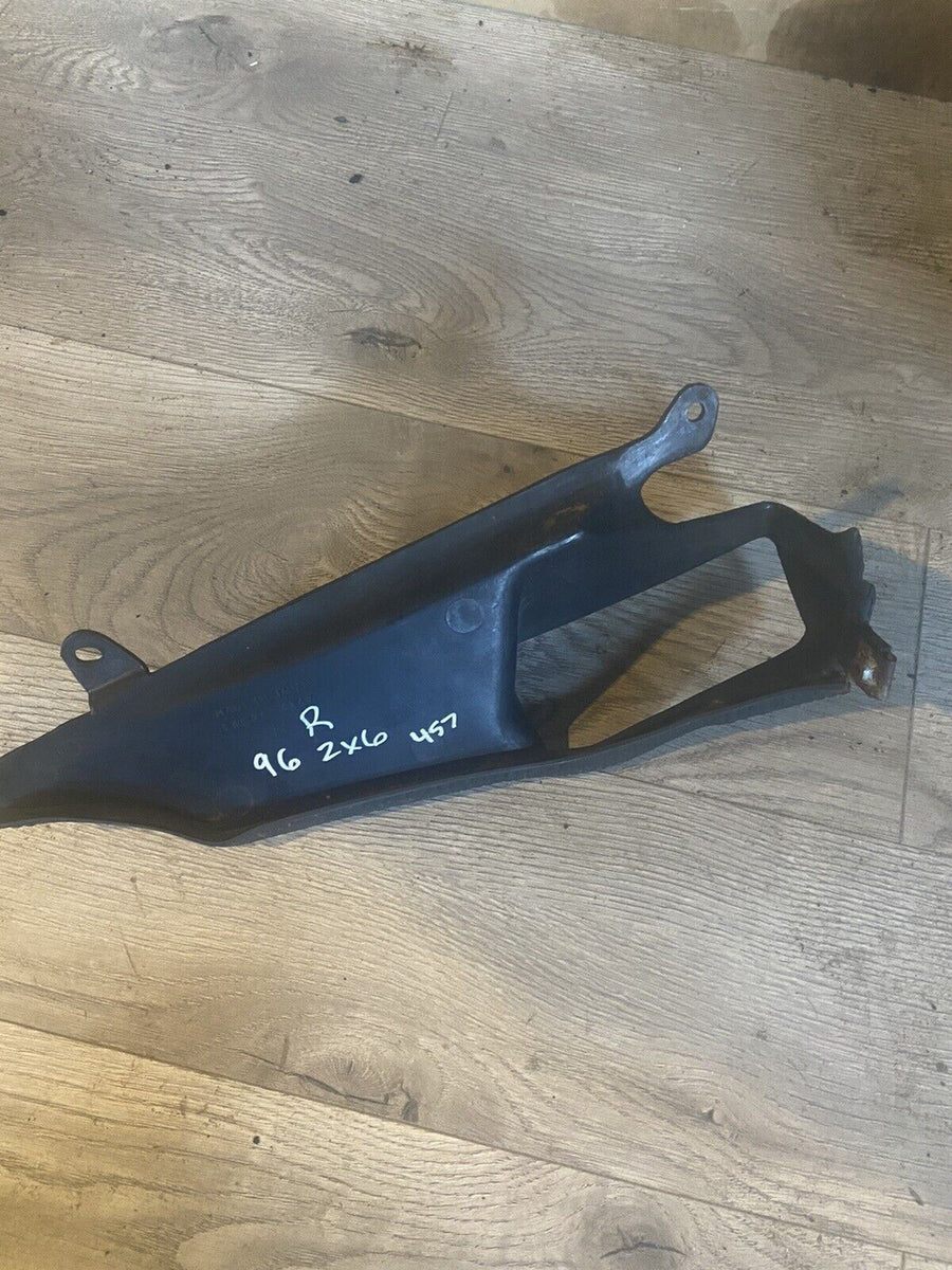 96 KAWASAKI NINJA ZX6R RIGHT  LOWER SIDE FAIRING