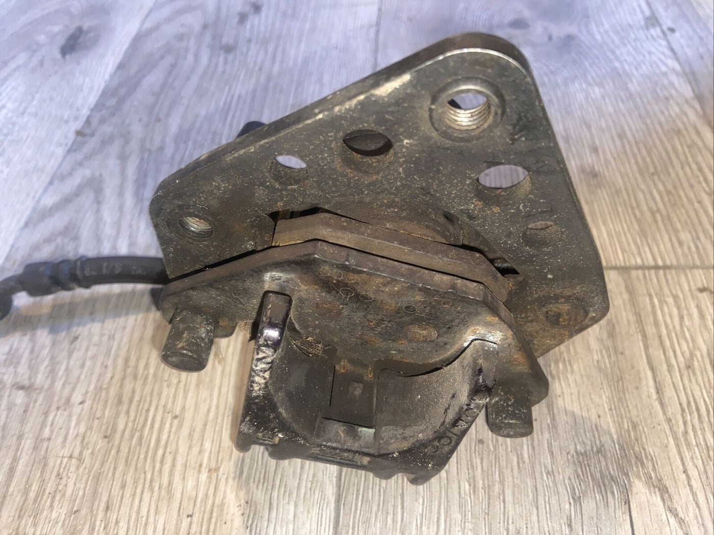 Kawasaki GPZ 1100 Off year 1995 GPZ1100 rear brake caliper working