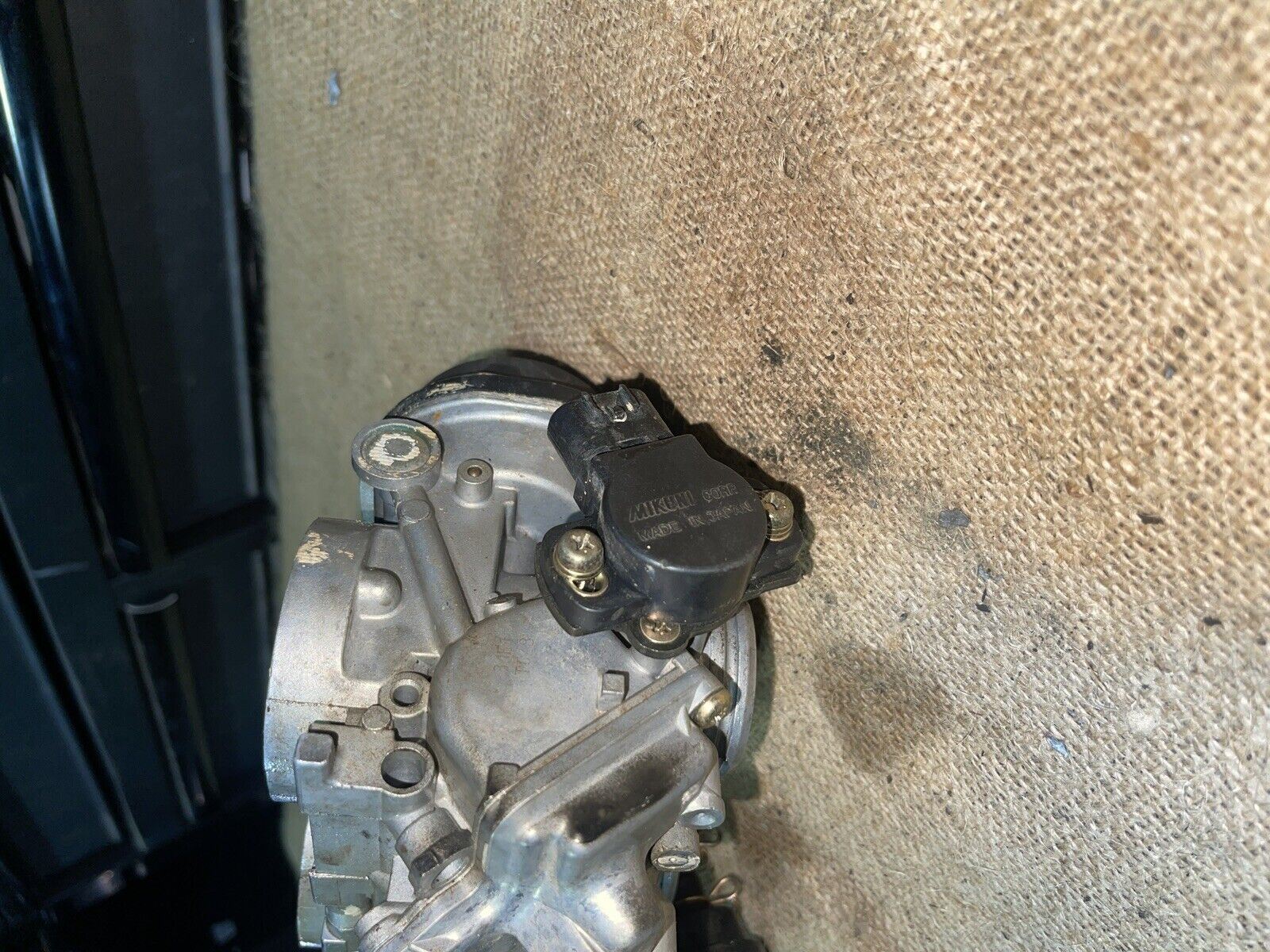 1984 kawasaki zx9 A carburetor