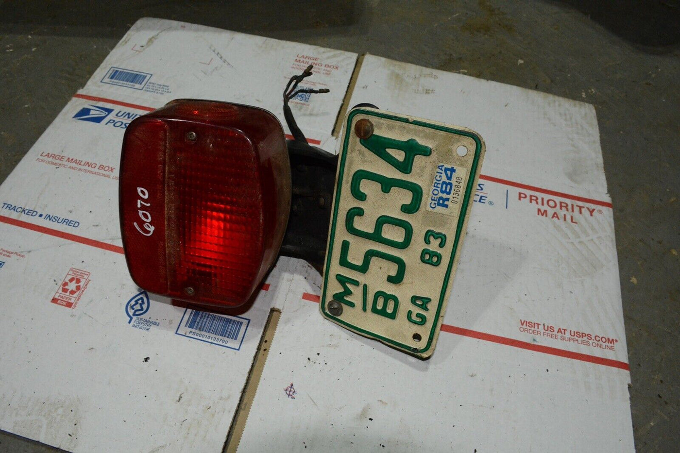 76 KAWASAKI KZ750 B KZ 750 TAILLIGHT TAIL LIGHT