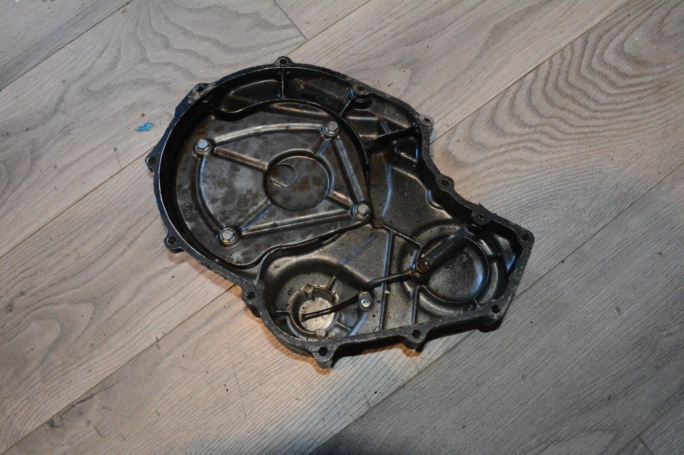 1984-86 Kawasaki ZX900 GPZ 900R right engine clutch cover GPZ