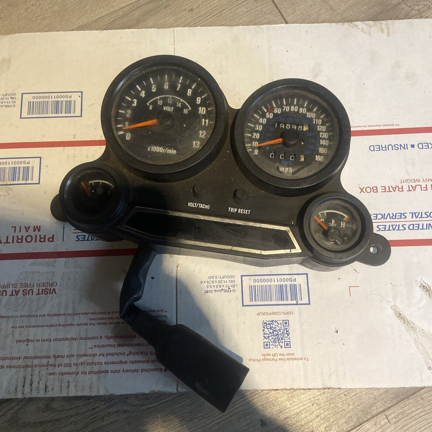 1985 85 Kawasaki ZX600A ZX6 Ninja Speedometer Tachometer Cluster Gauges