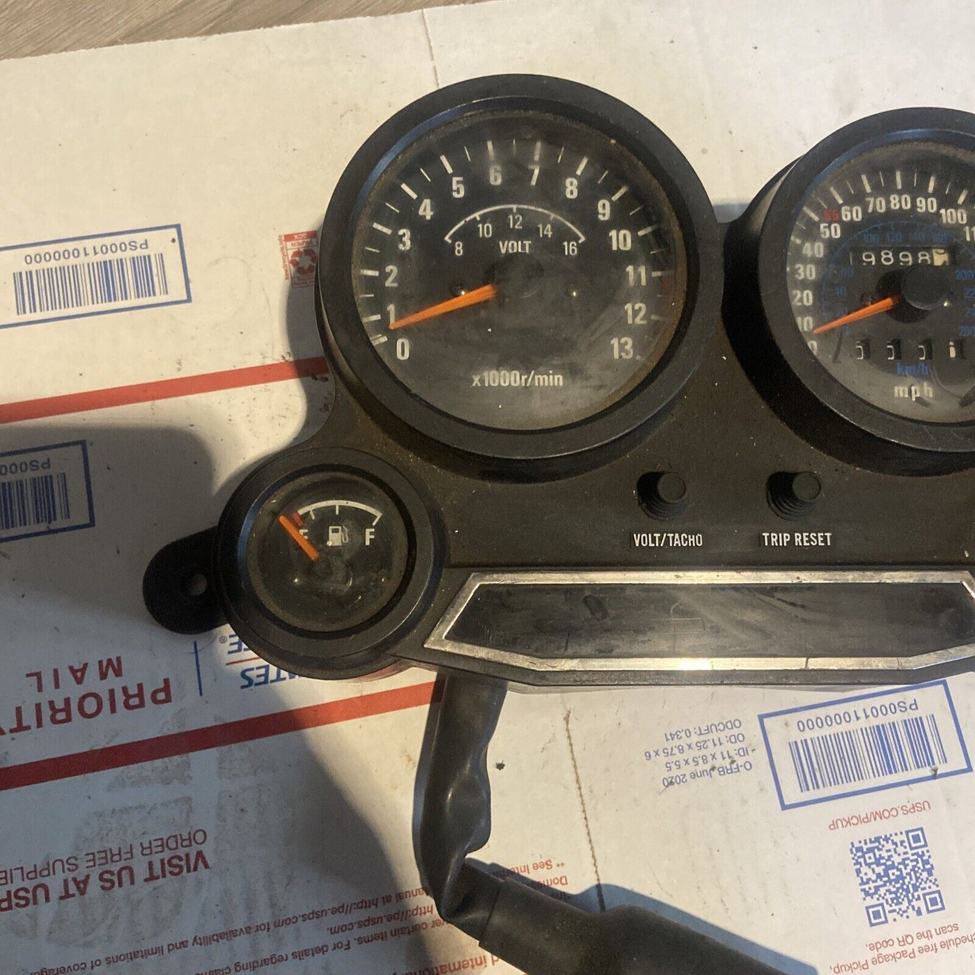 1985 85 Kawasaki ZX600A ZX6 Ninja Speedometer Tachometer Cluster Gauges