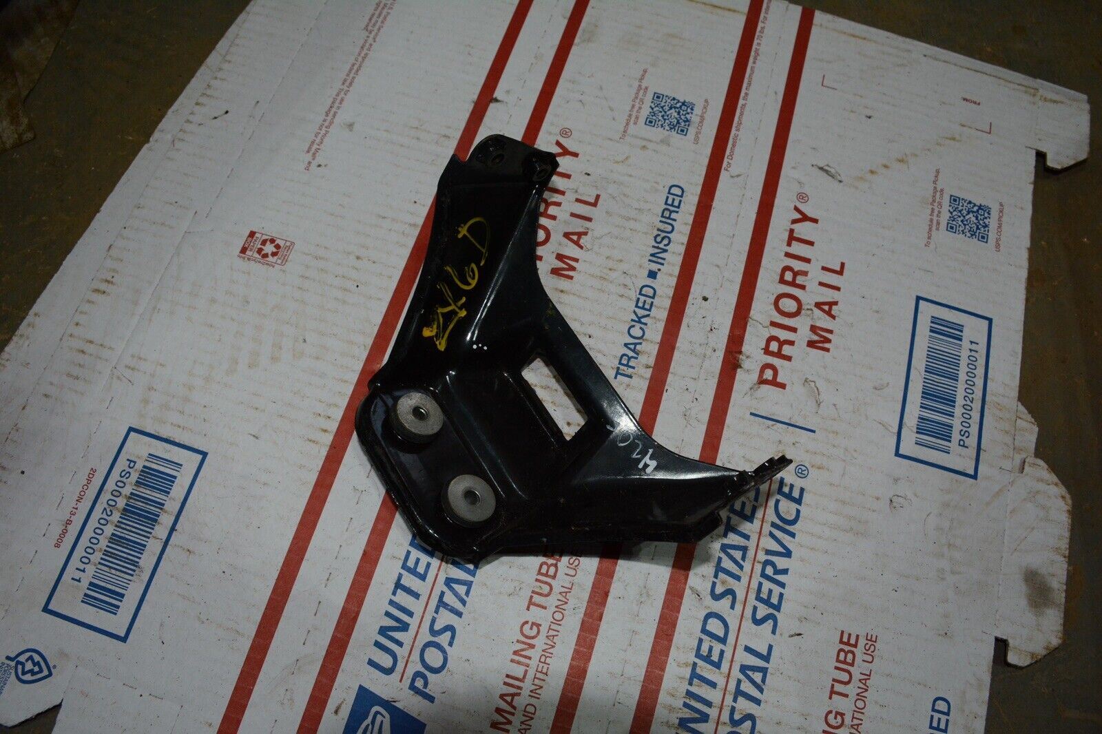 Kawasaki zx6 bracket