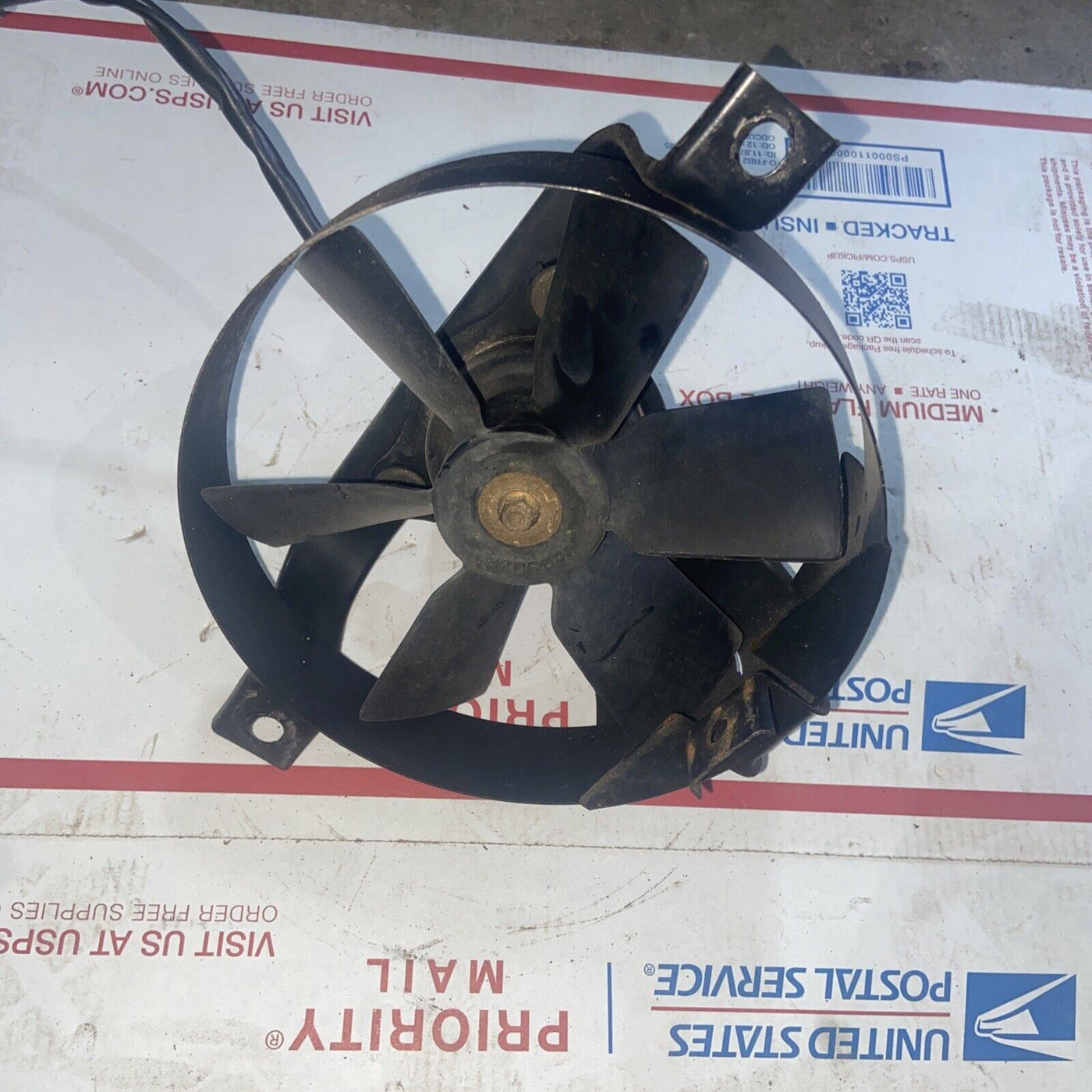 1985 Honda VF Radiator Fan VF500f