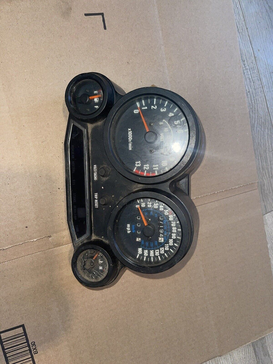 1985 Kawasaki GPZ ZX600 Ninja 600 GAUGES METERS SPEEDOMETER TACHOMETER