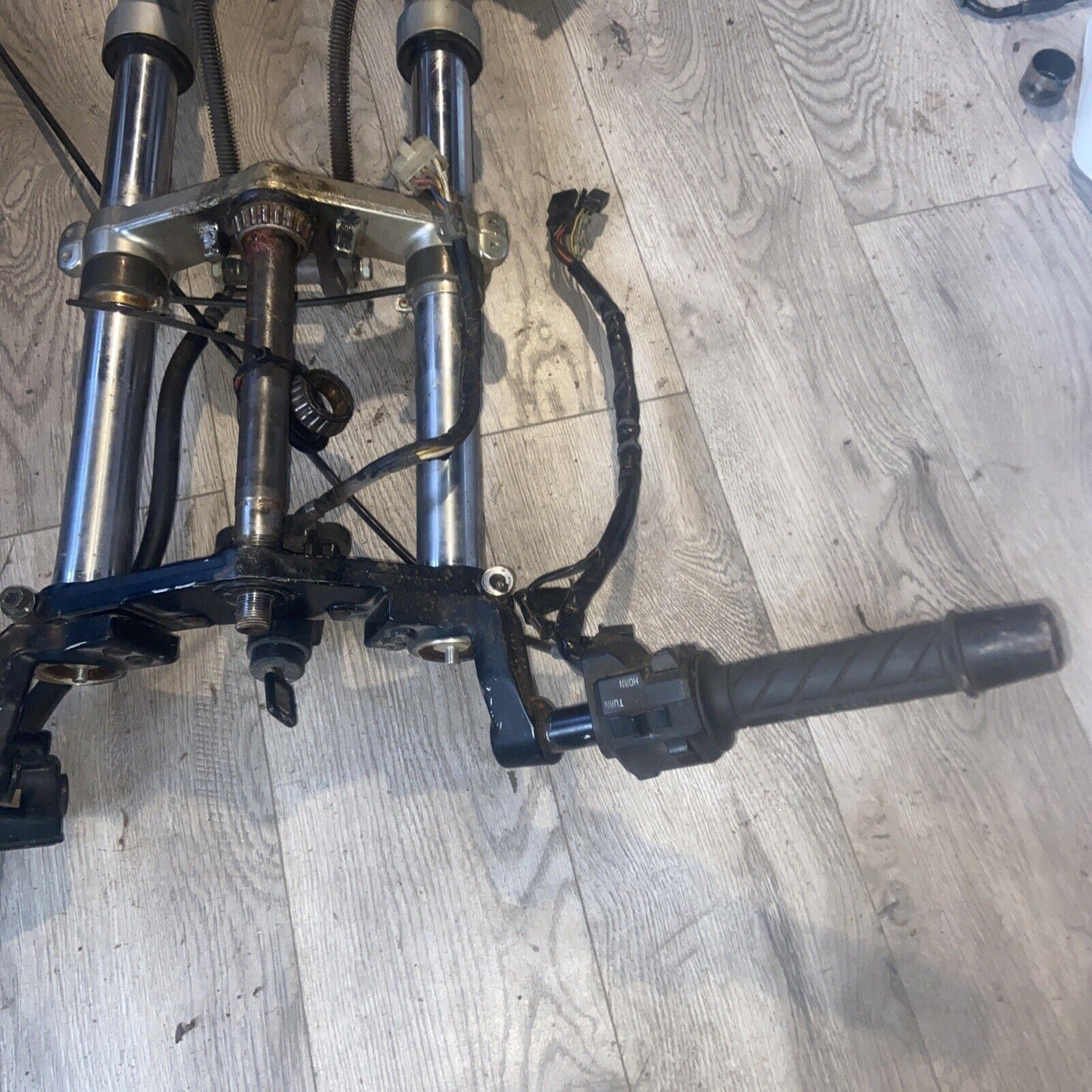 86 Kawasaki ZX1000A Ninja Front Forks With Brakes Calipers And Ignition Switch