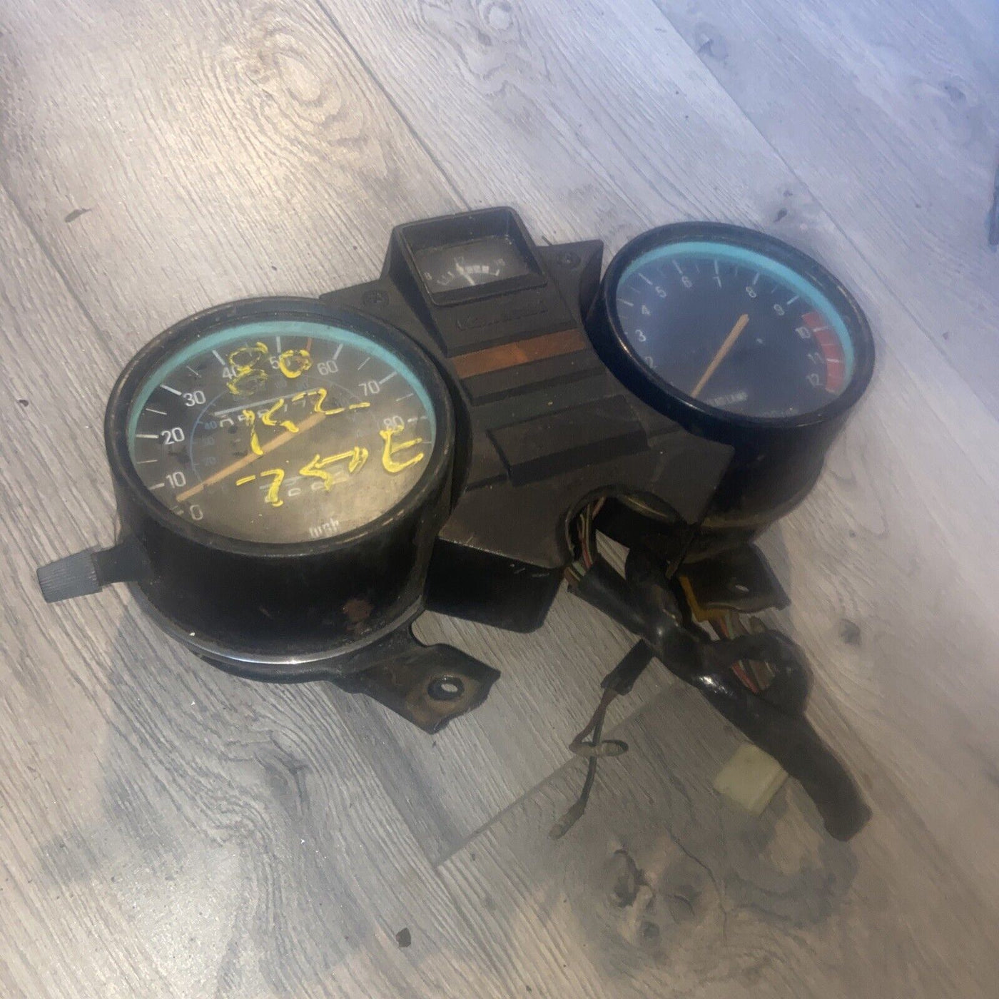 1980 KZ750E Speedometer/Tachometer set