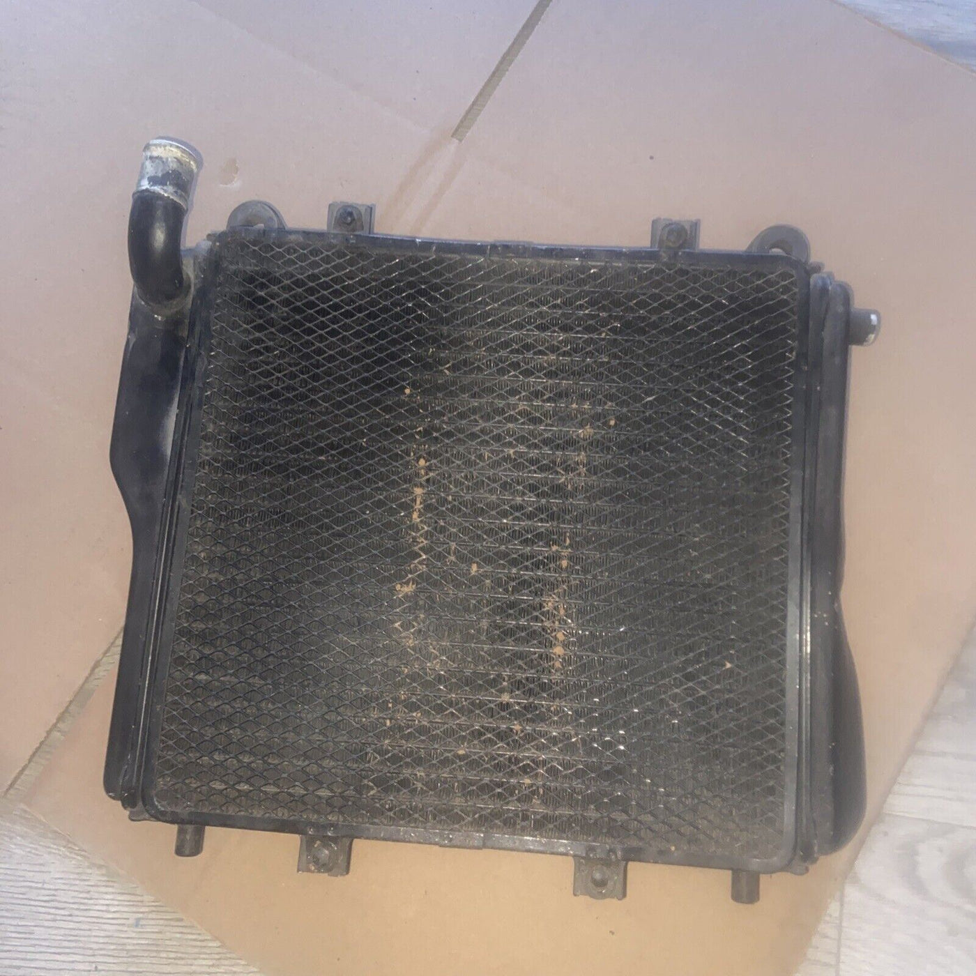 86 Kawasaki ZX1000 ZX 1000 Ninja Engine Radiator