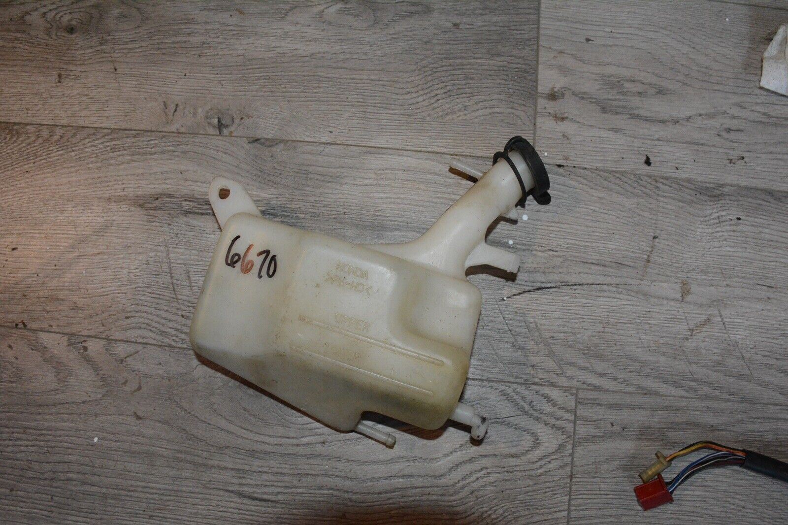 98-99 HONDA CBR900RR CBR900 CBR 900 OEM COOLANT WATER TANK RESERVOIR BOTTLE