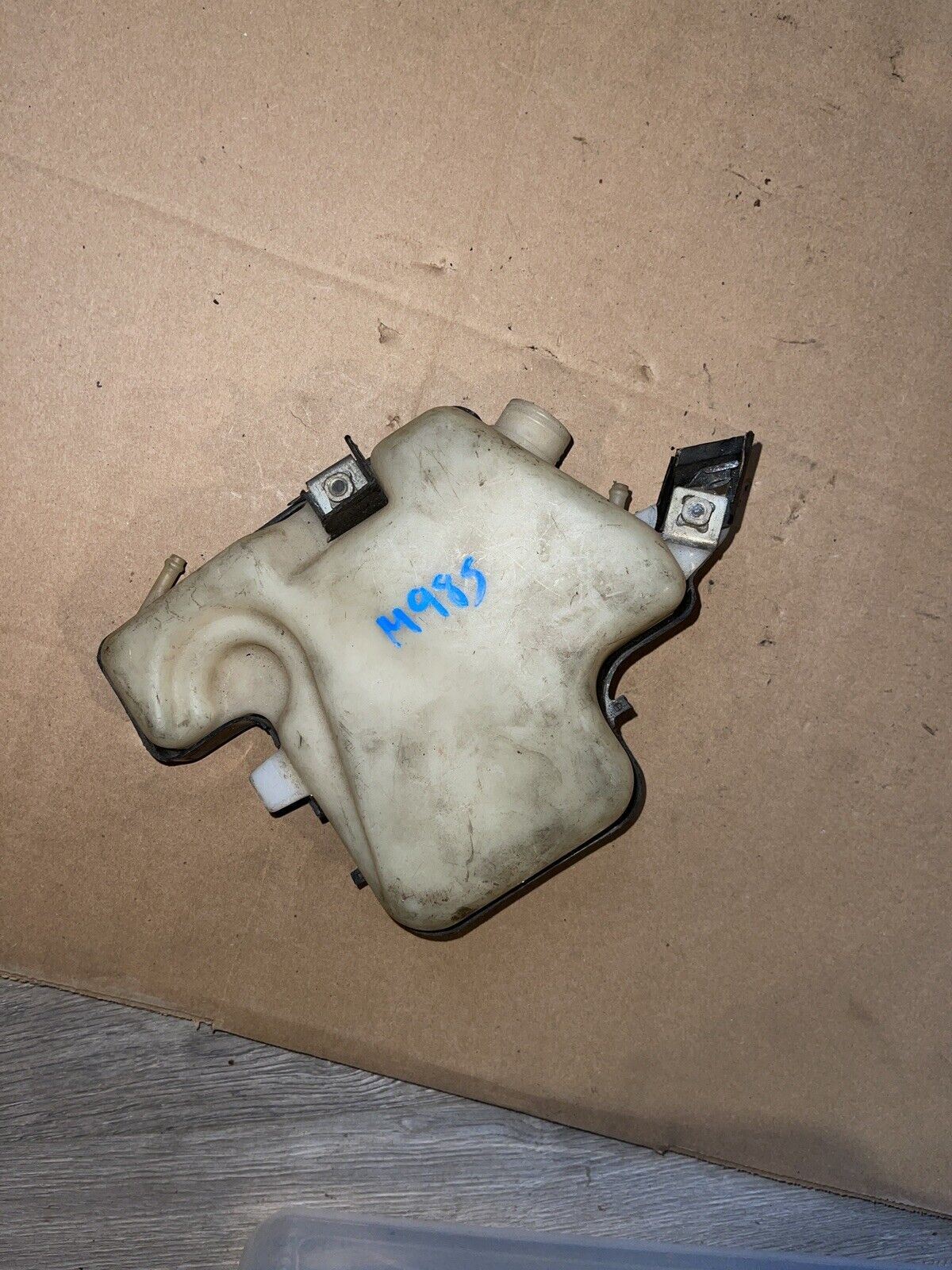 87 - 88 KAWASAKI ZX 750 NINJA COOLANT RESERVOIR