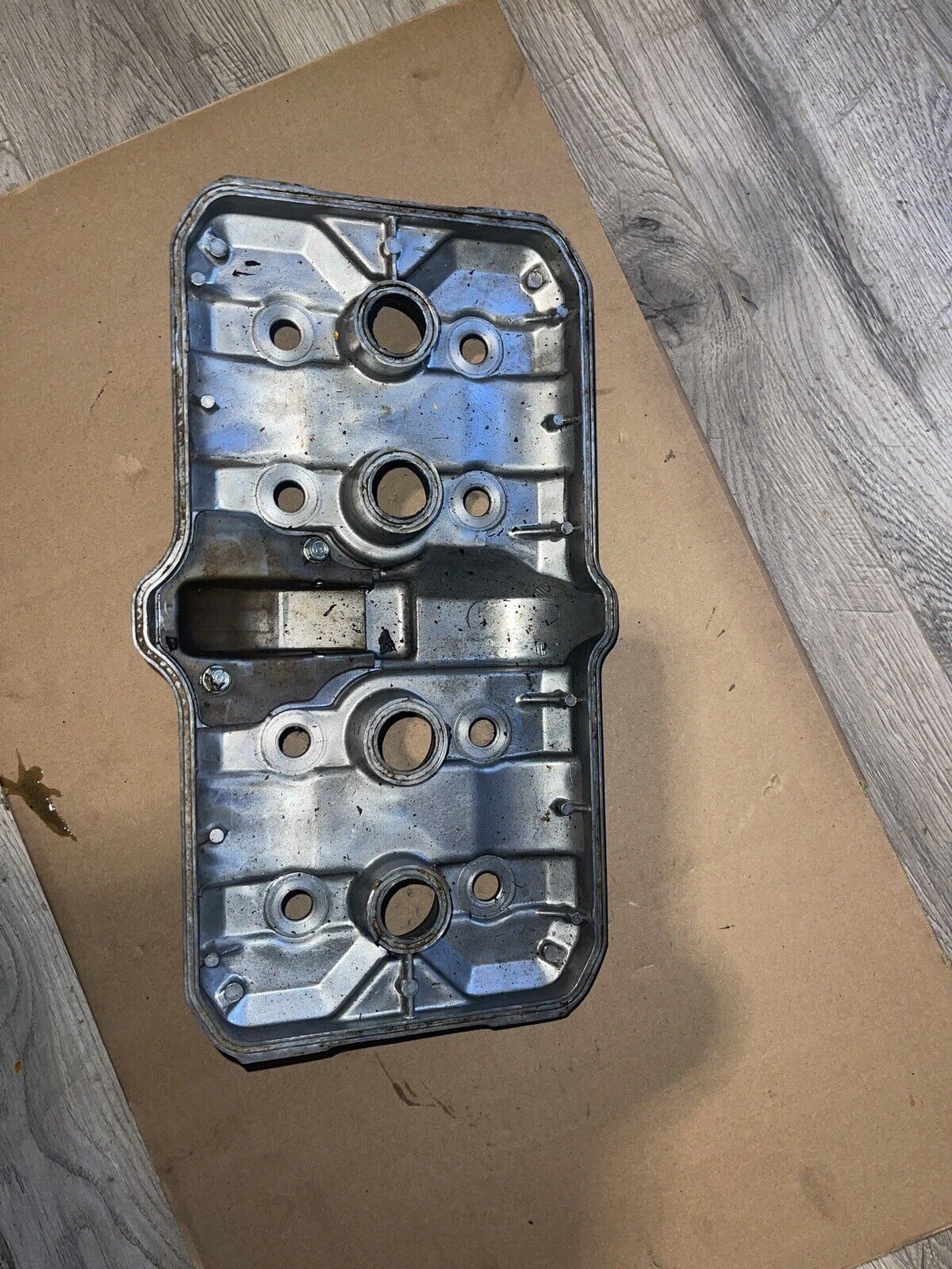 87 88 HONDA CBR600 CBR 600 F CYLINDER HEAD VALVE COVER