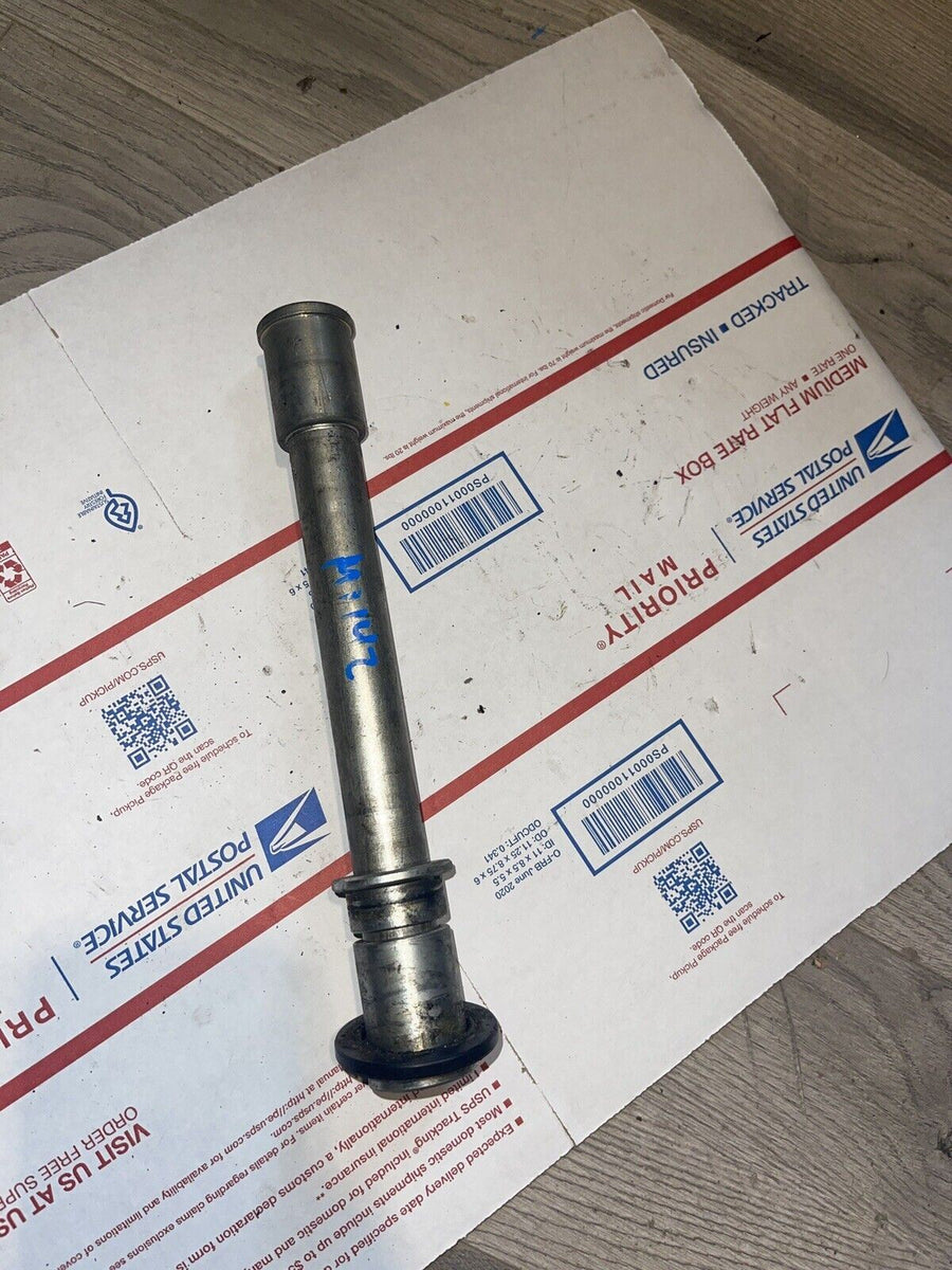 00 01 KAWASAKI ZX9R ZX9 900 NINJA FRONT AXLE WHEEL BOLT STRAIGHT OEM