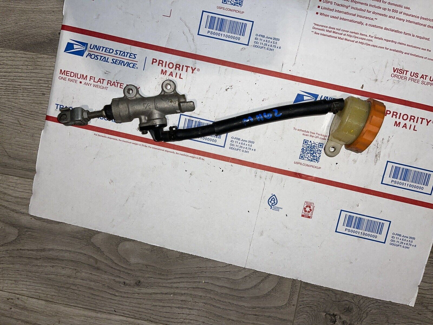 1993 Honda Cbr600f2 Rear Back Brake Master Cylinder W Reservoir