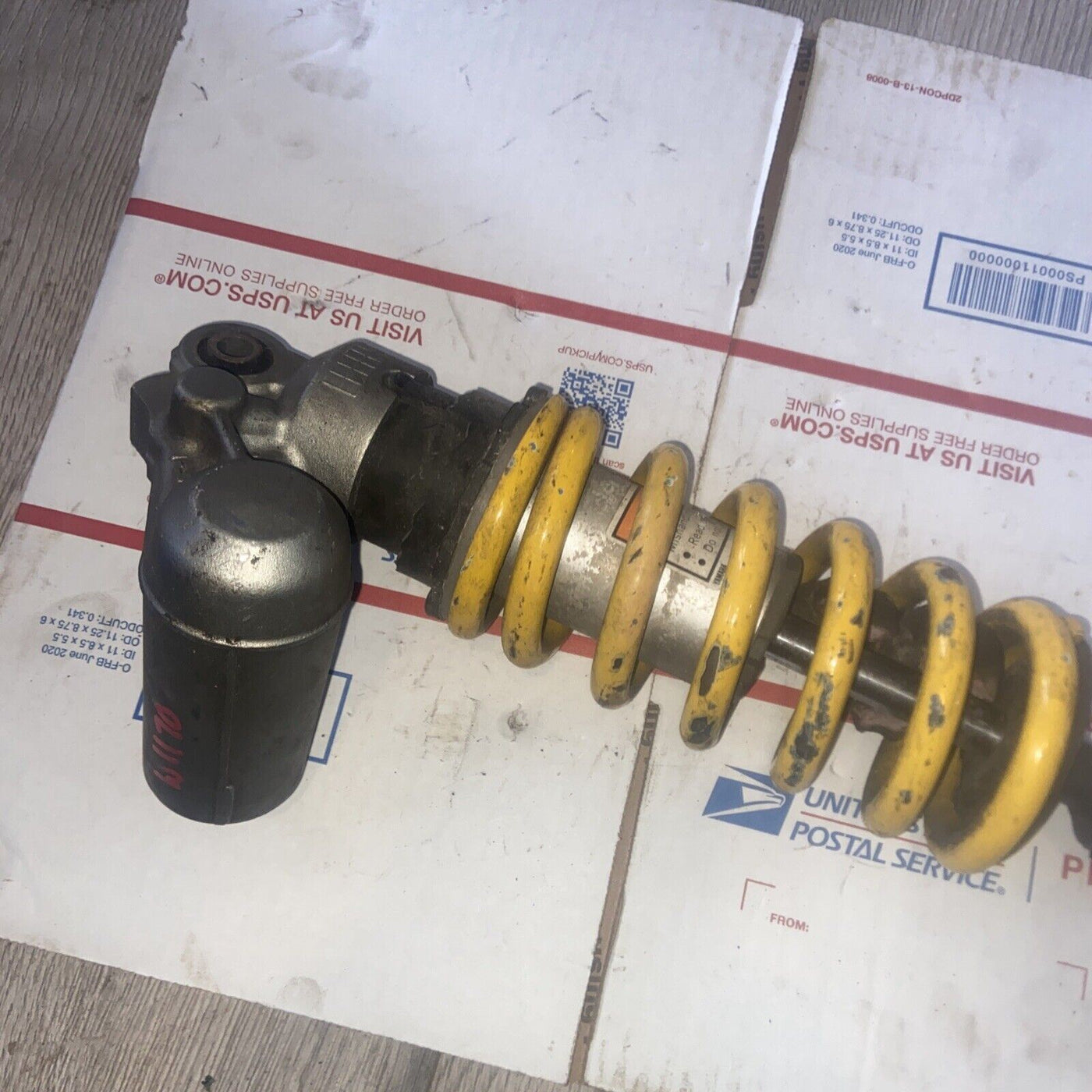 2001 YAMAHA YZF R6 OEM SHOCK SUSPENSION SPRING DOG BONE LINKAGE