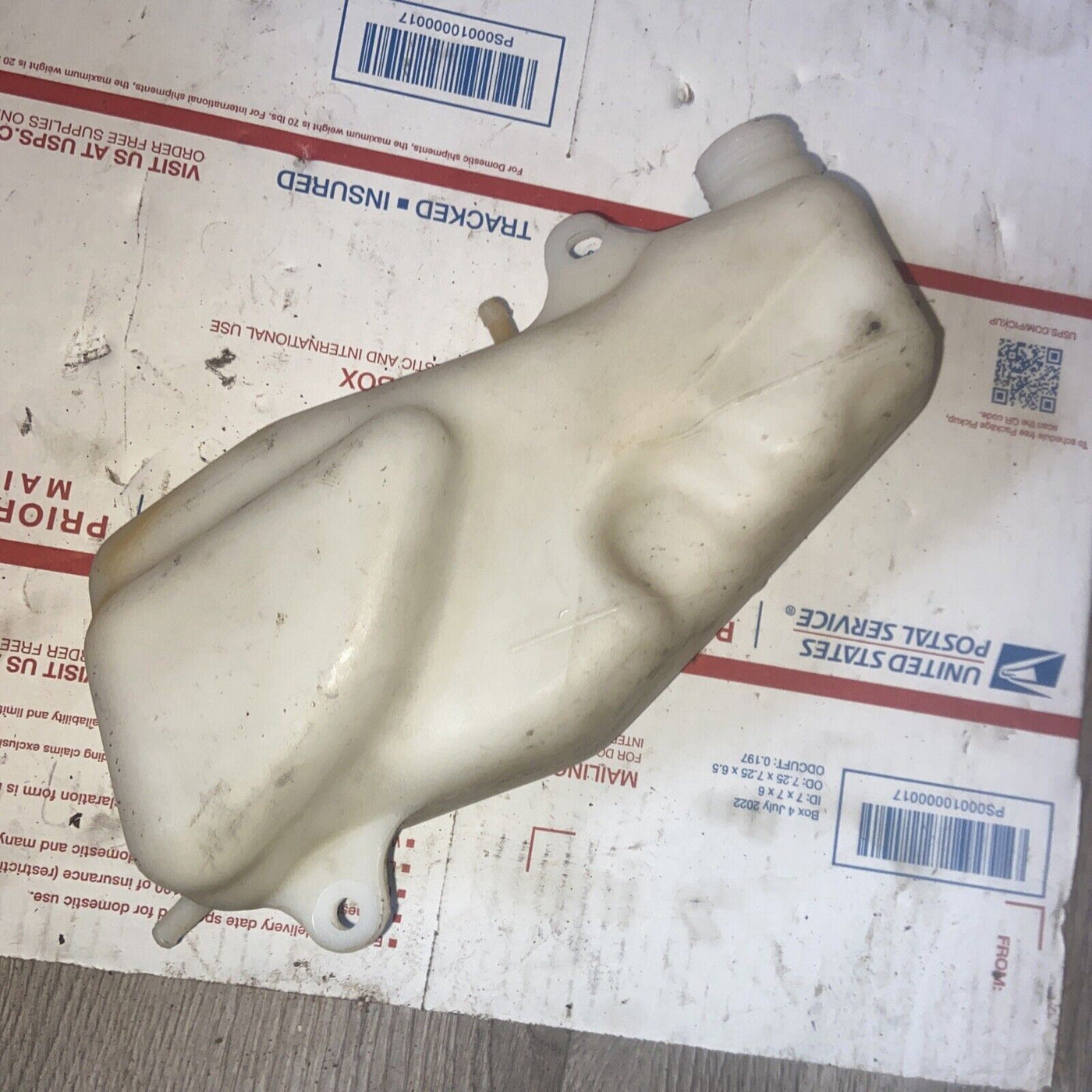 1991-92 Kawasaki ZX7R coolant tank reservoir