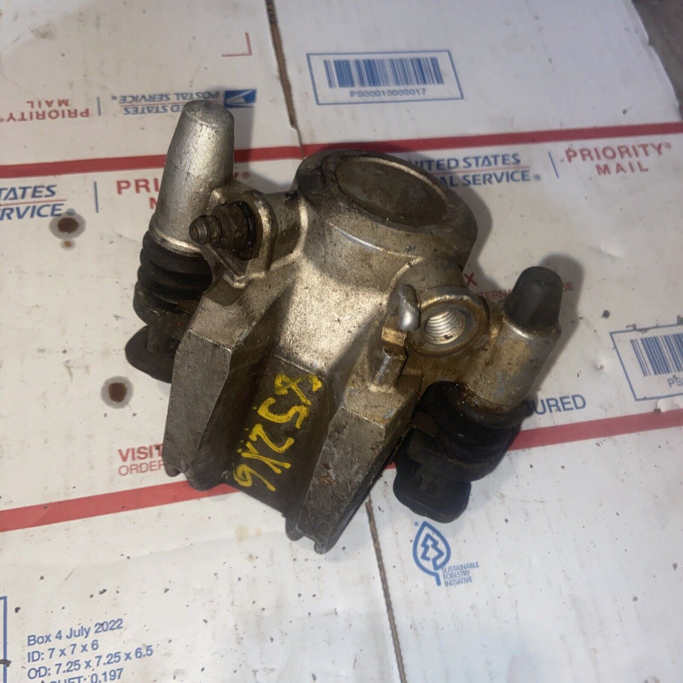 85 Kawasaki Ninja ZX6 Brake Caliper