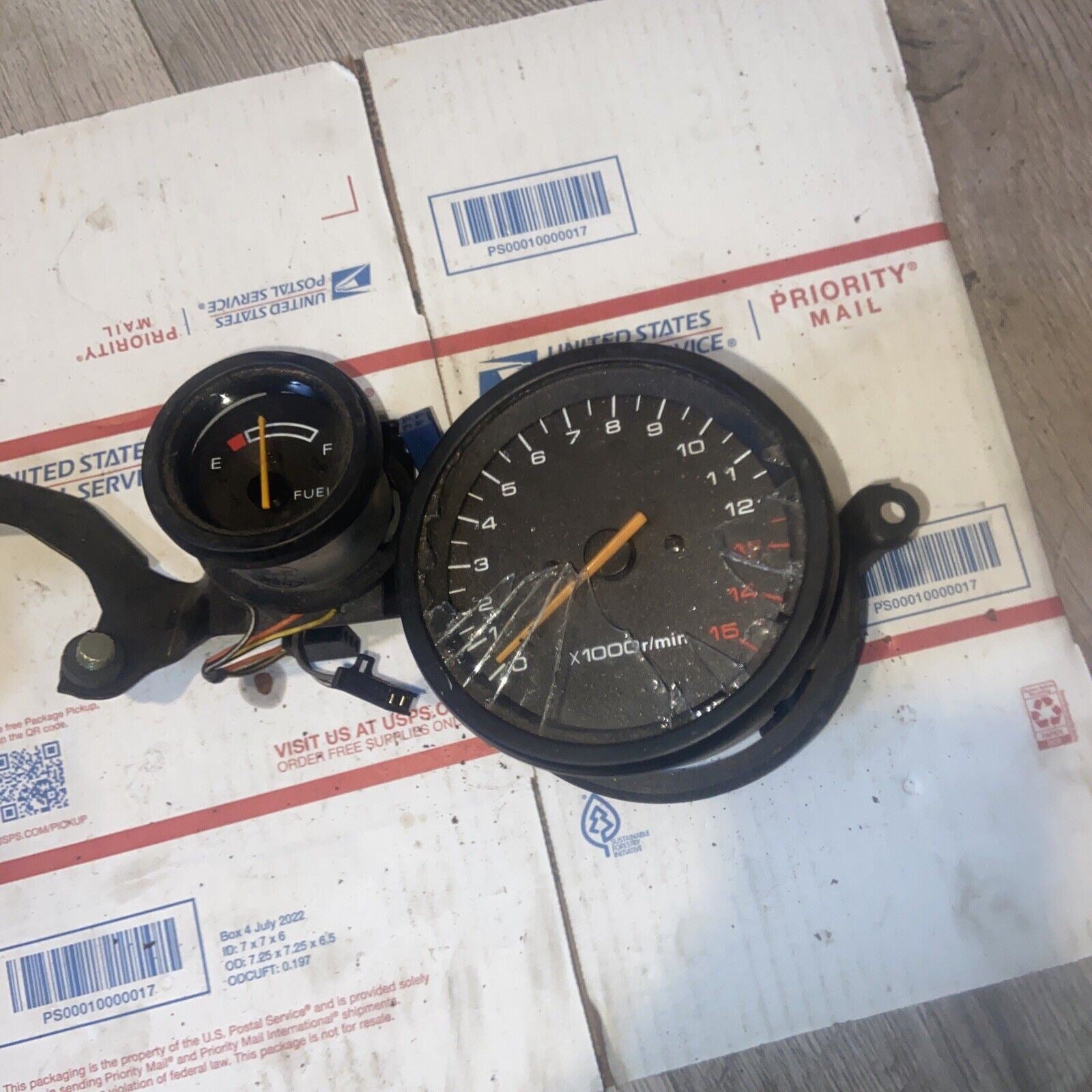 89-97 SUZUKI KATANA 750 GSX750F SPEEDO TACH GAUGES DISPLAY CLUSTER SPEEDOMETER