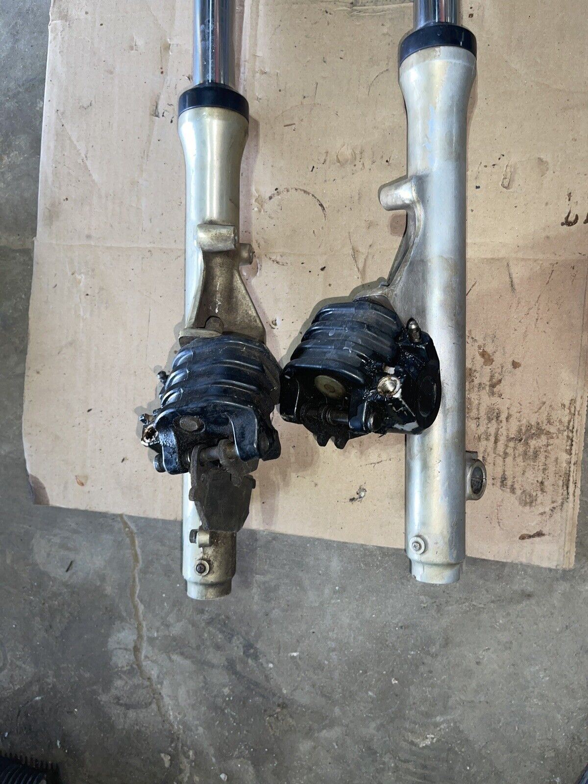 80 XS850 XS 850 FRONT FORKS SUSPENSION SHOCKS SPRINGS DAMPERS SET Fork caliper