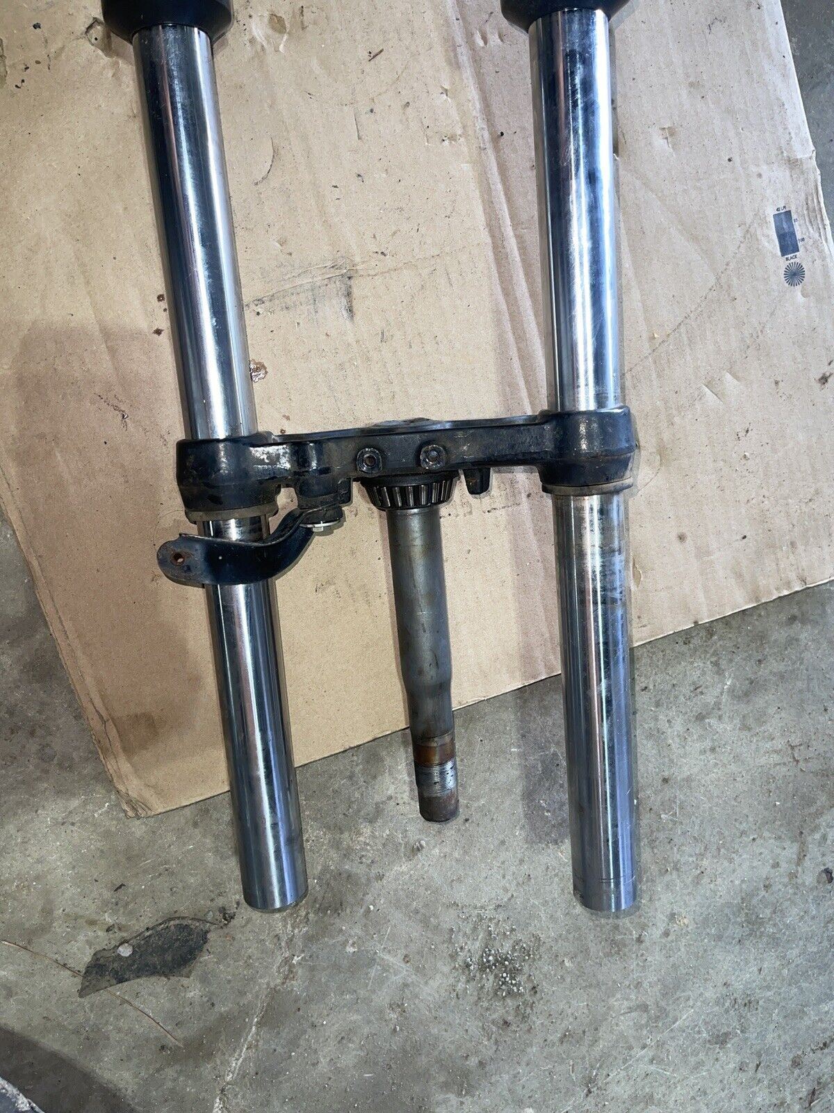 80 XS850 XS 850 FRONT FORKS SUSPENSION SHOCKS SPRINGS DAMPERS SET Fork caliper