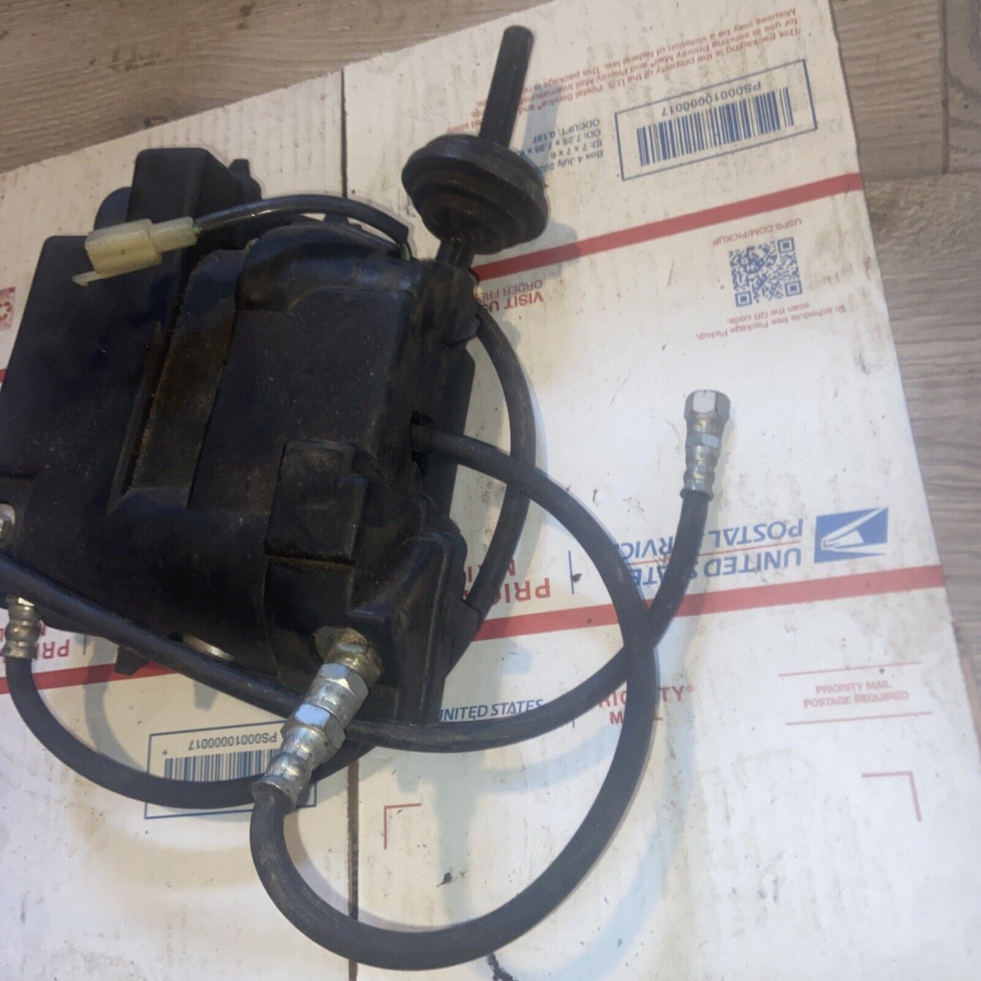 1986 Honda Goldwing GL1200 Aspencade H1100-2. air suspension compressor