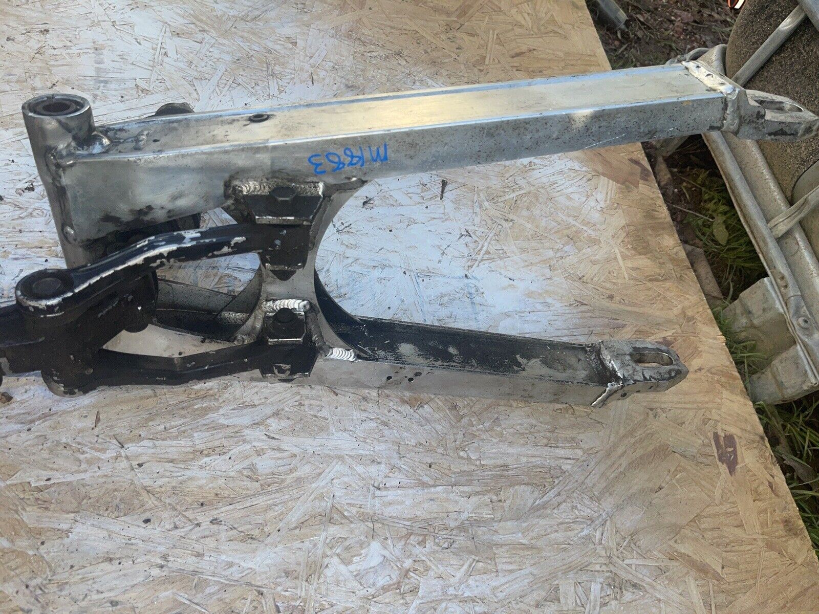 87 kawasaki zx 750 swingarm