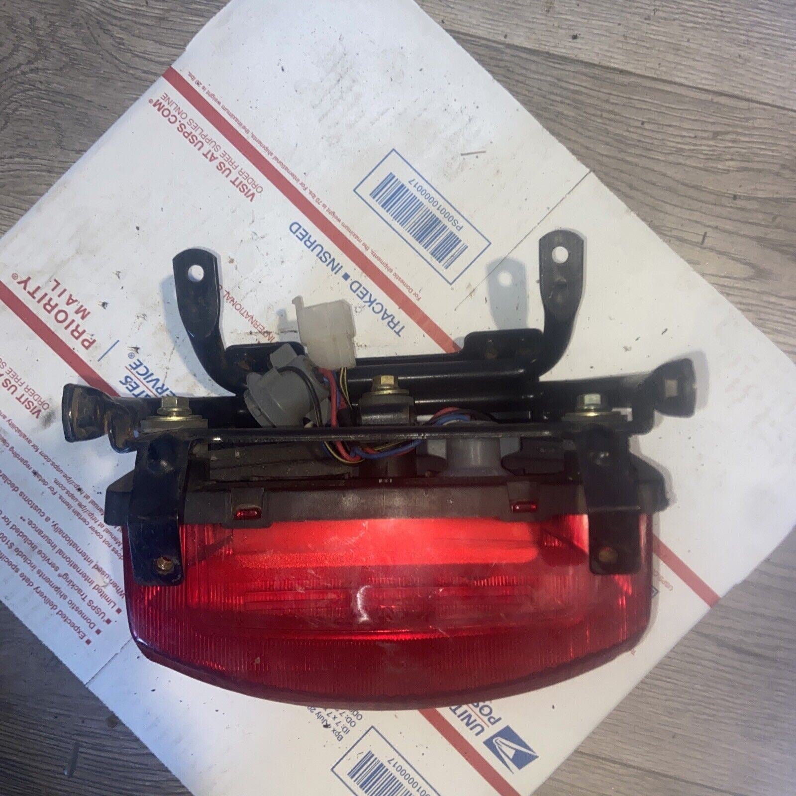 93 Kawasaki Ninja ZX7R ZX7 ZX 7 R 7R ZX750 Rear Tail Light Lens Assembly