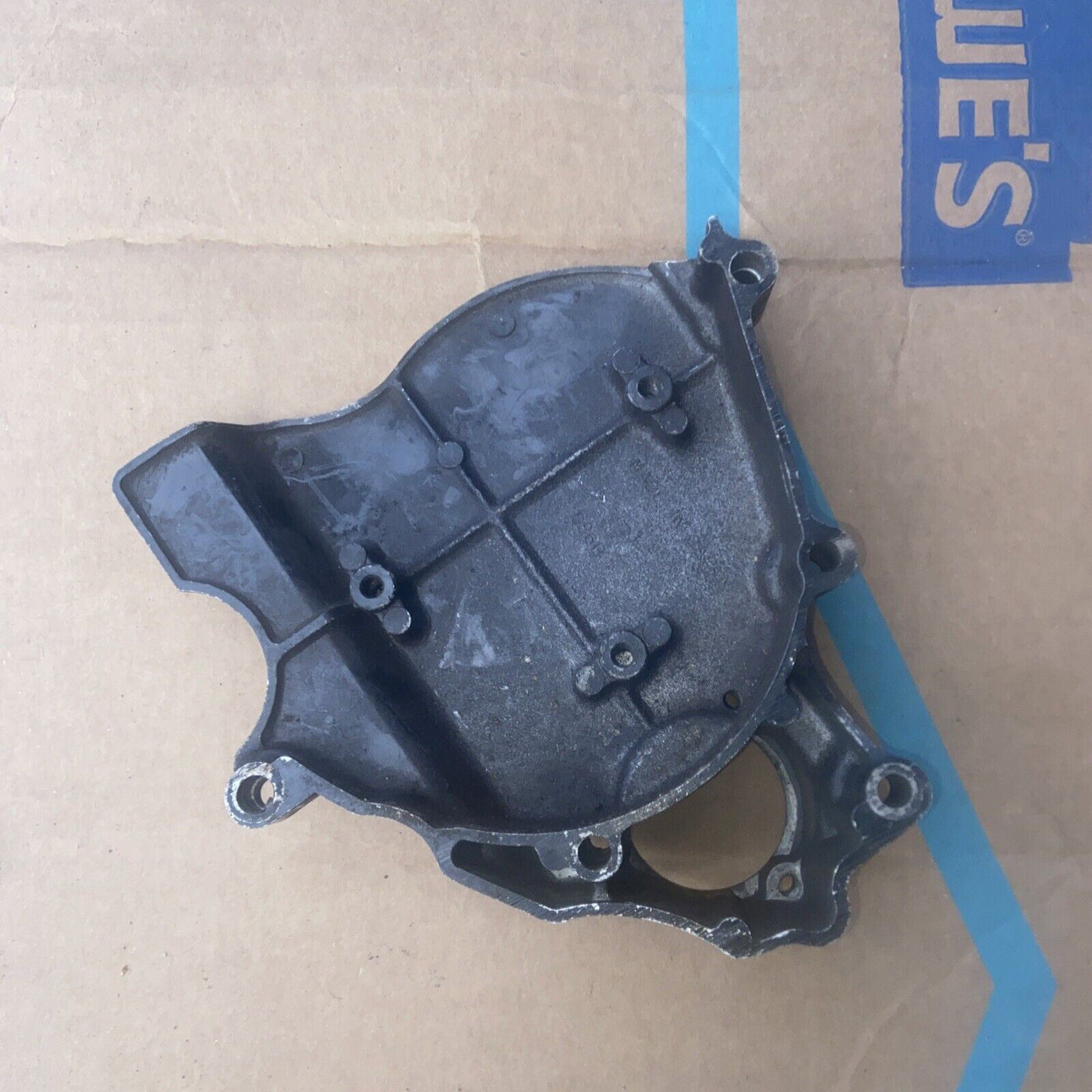 1986 Kawasaki ZX1000 GPZ Ninja Engine front sprocket cover