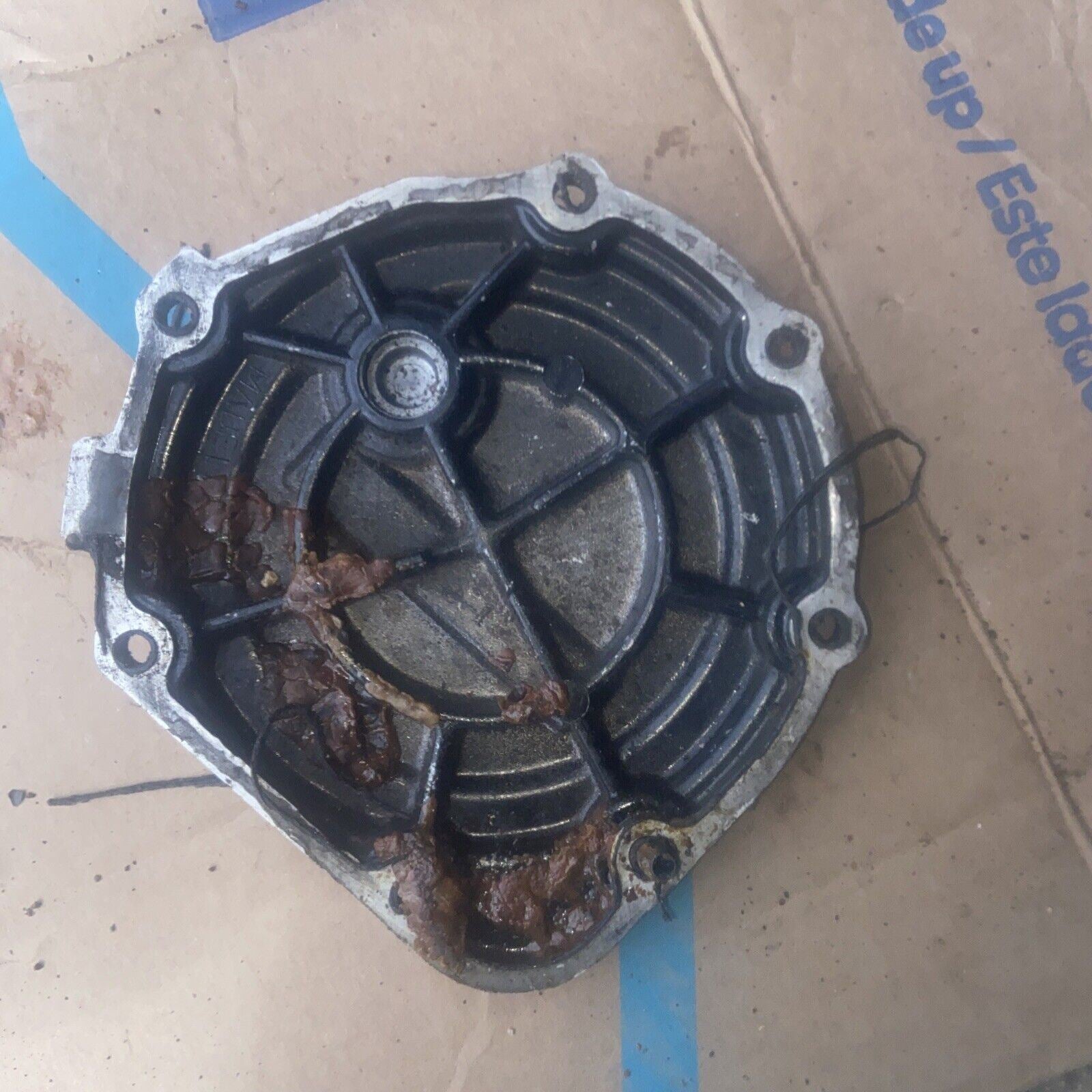 85 KAWASAKI NINJA 900R ZX900A GPZ 900 ENGINE MOTOR STATOR ALTERNATOR COVER